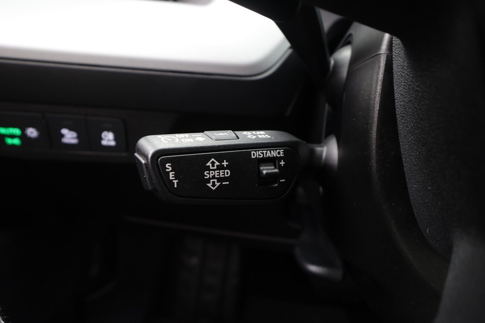 Audi Q4 e-tron 2022 50 e-tron quattro - | ACC | ILP  | Koukku | Matrix-LED | P.Kamera | Sporttipenkit | Keyless | Apple&Android | Kahdet Renkaat | Koti & Kauppalaturi |