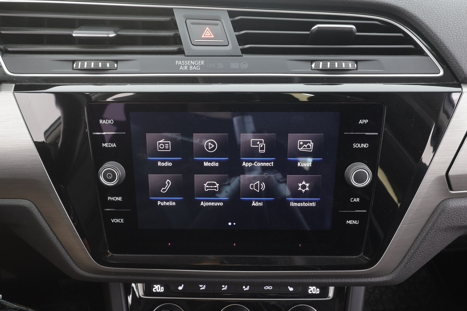 Volkswagen Touran 2018 R-Line 1,4 TSI 110 kW (150 hv) DSG-automaatti 7.P - | ACC | Koukku | Webasto | P.tutkat | LED | Apple&Android | Kahdet Renkaat |