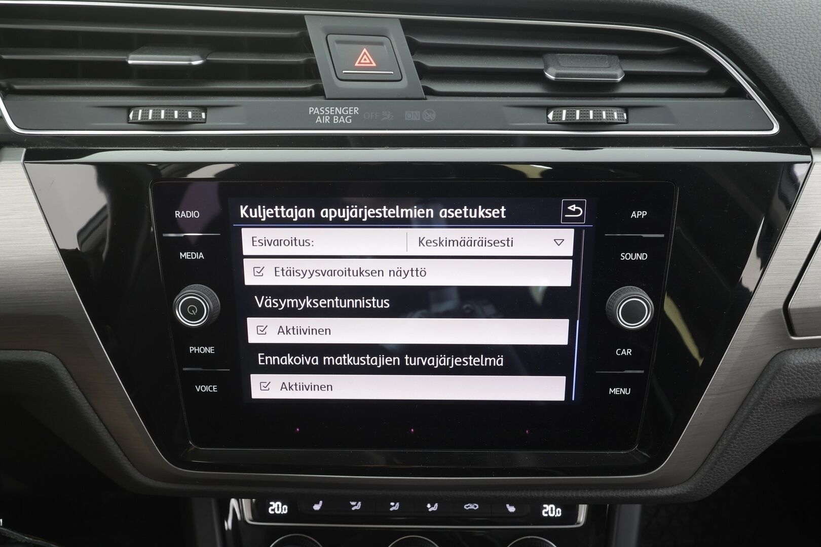 Volkswagen Touran 2018 R-Line 1,4 TSI 110 kW (150 hv) DSG-automaatti 7.P - | ACC | Koukku | Webasto | P.tutkat | LED | Apple&Android | Kahdet Renkaat |