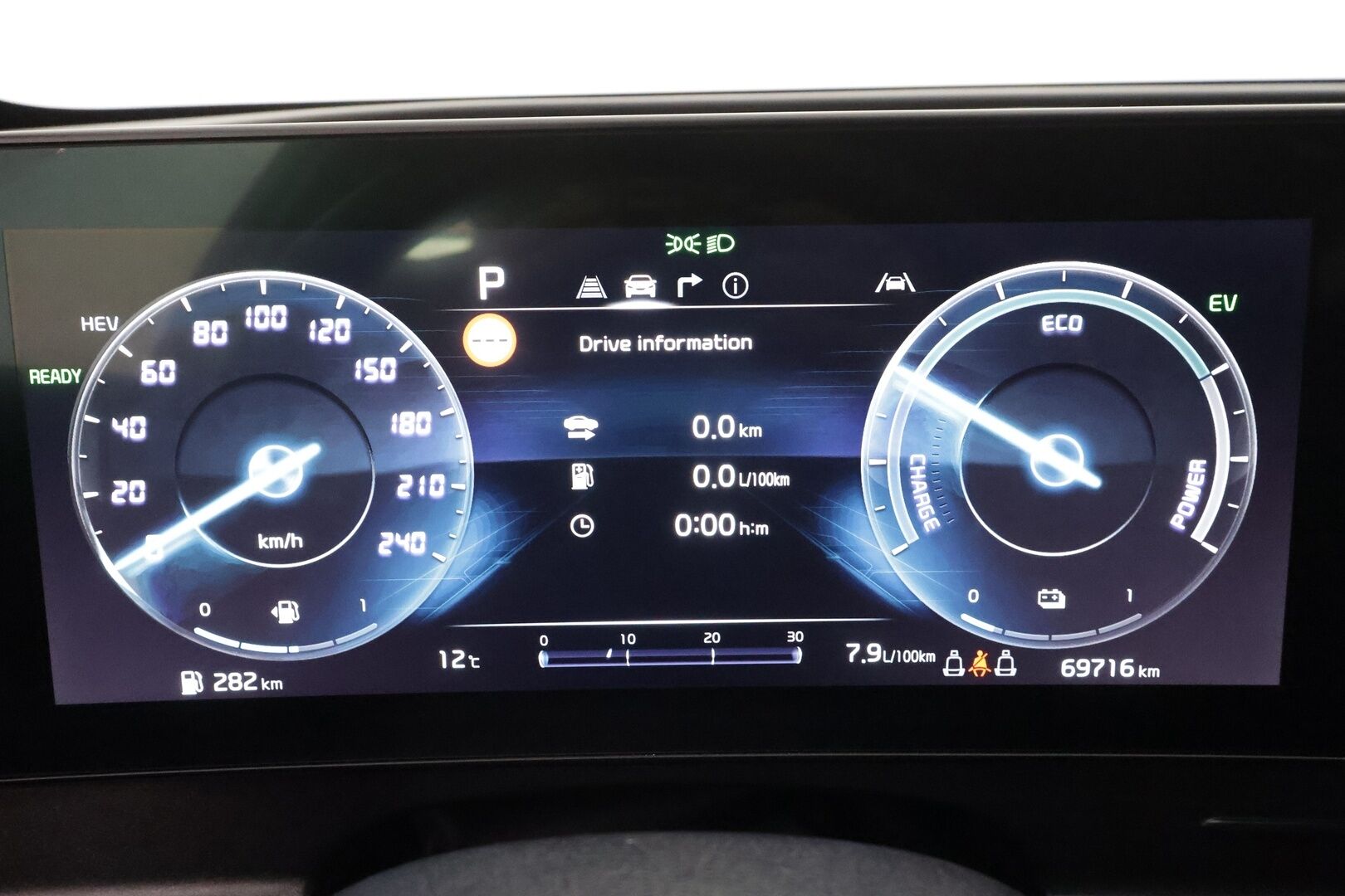 Kia Sportage 2022 1,6 T-GDI AWD Plug-in Hybrid GT-Line AT 265hv * ACC / 360° / H&K / Muisitpenkki / LED / Navi / Ilmastoidut penkit / Koukku * - 1.Om Suomi-auto / Kahdet renkaat aluvanteilla / Huippuvarusteet - HULLUT BLACKWEEK JATKOT - KORKOTARJOUS 2,49%