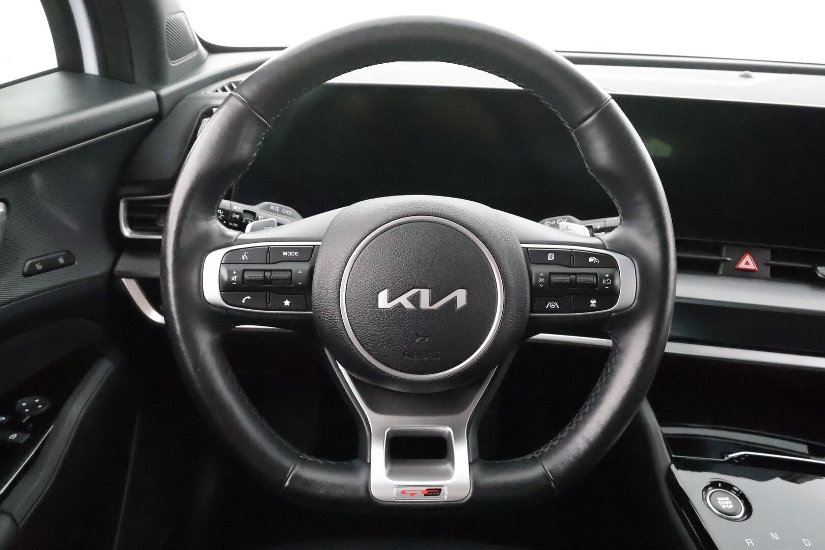 Kia Sportage 2022 1,6 T-GDI AWD Plug-in Hybrid GT-Line AT 265hv * ACC / 360° / H&K / Muisitpenkki / LED / Navi / Ilmastoidut penkit / Koukku * - 1.Om Suomi-auto / Kahdet renkaat aluvanteilla / Huippuvarusteet - HULLUT BLACKWEEK JATKOT - KORKOTARJOUS 2,49%