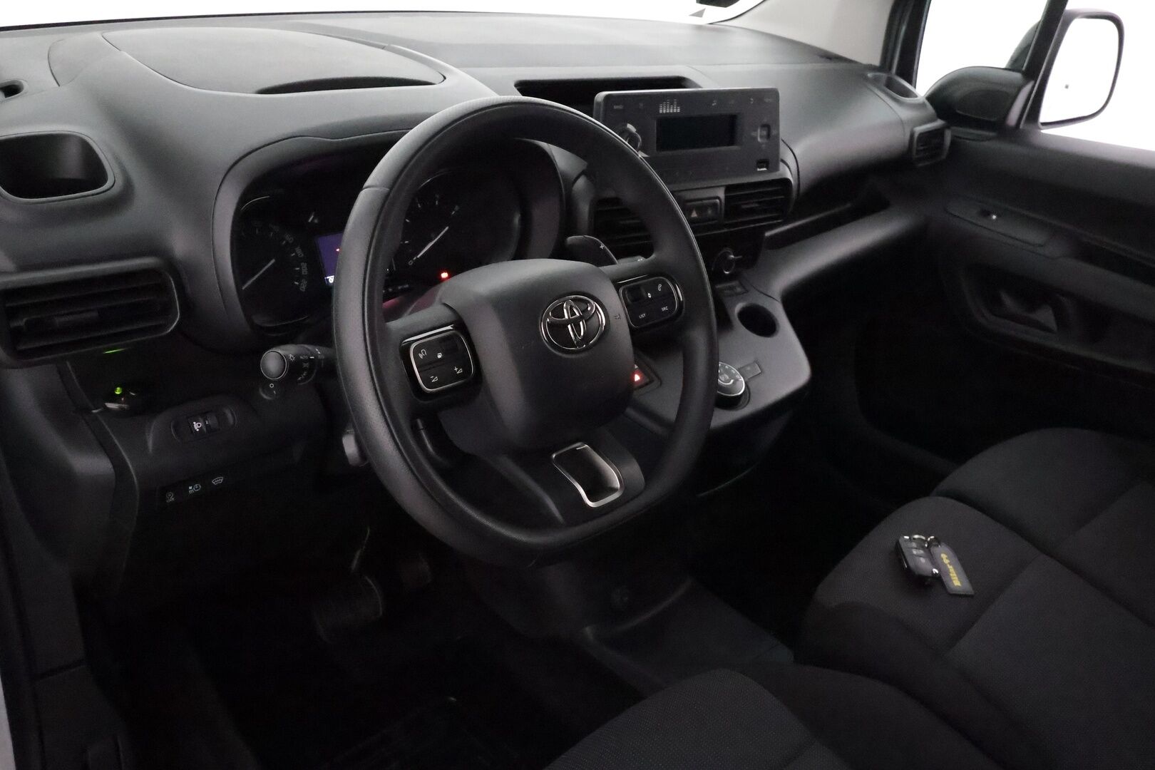 Toyota Proace CITY 2023 Active L2 1,5D 130 Automaatti 5ov 2510 *ALV** Suomi auto / Vakkari / TULOSSA