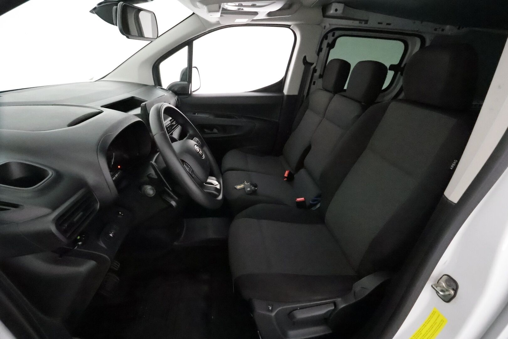 Toyota Proace CITY 2023 Active L2 1,5D 130 Automaatti 5ov 2510 *ALV / Suomi auto / Vakkari / TULOSSA