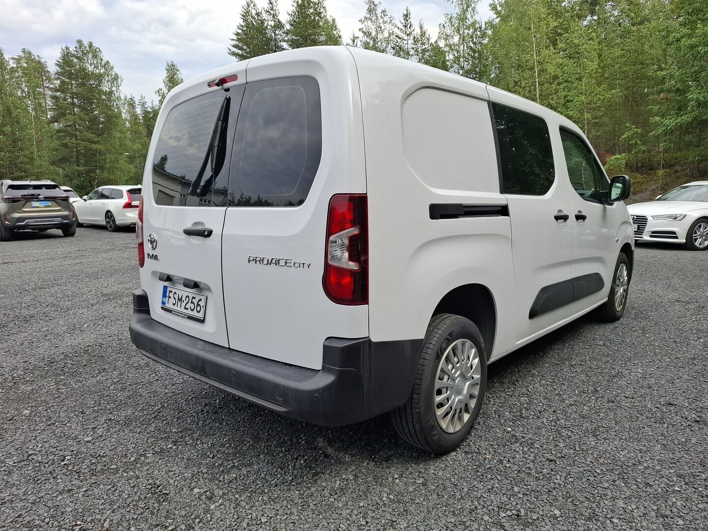 Toyota Proace CITY 2023 Active L2 1,5D 130 Automaatti 5ov 2510 *ALV / Suomi auto / Vakkari / TULOSSA