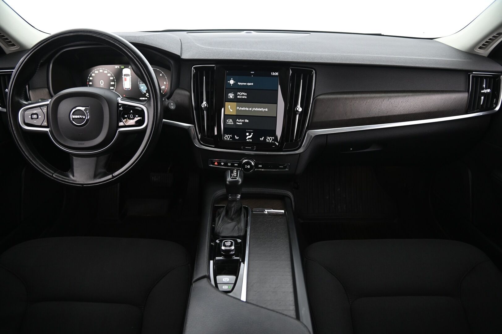 Volvo V90 Cross Country 2019 D4 AWD Plus aut **ACC / Koukku / Navi / Kessy** - *Juuri saapunut / Digimittaristo / VOC / LED-Valot / 2X Renkaat*