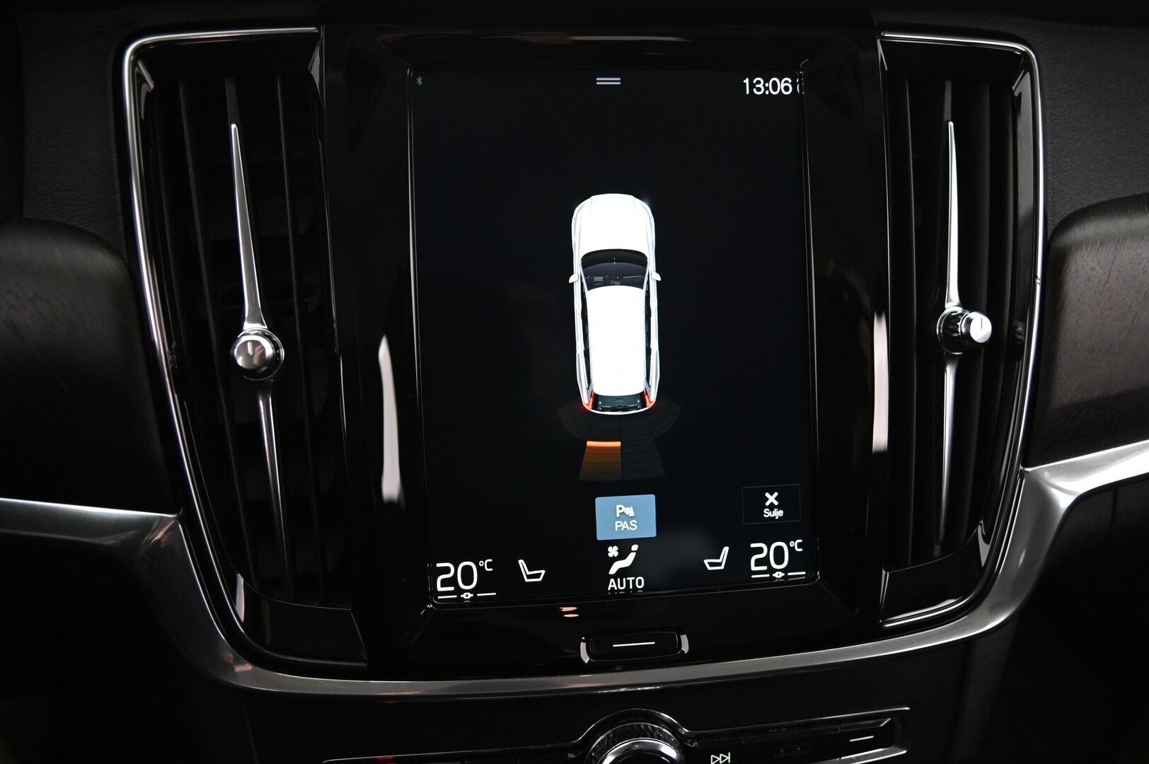 Volvo V90 Cross Country 2019 D4 AWD Plus aut **ACC / Koukku / Navi / Kessy** - *Juuri saapunut / Digimittaristo / VOC / LED-Valot / 2X Renkaat*