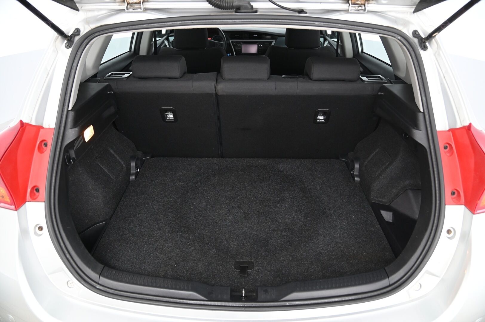 TOYOTA AURIS 2014 1,8 Hybrid Premium - / P.kamera / Vakkari / Ajettu vain 69tkm / Tämä on löytö /