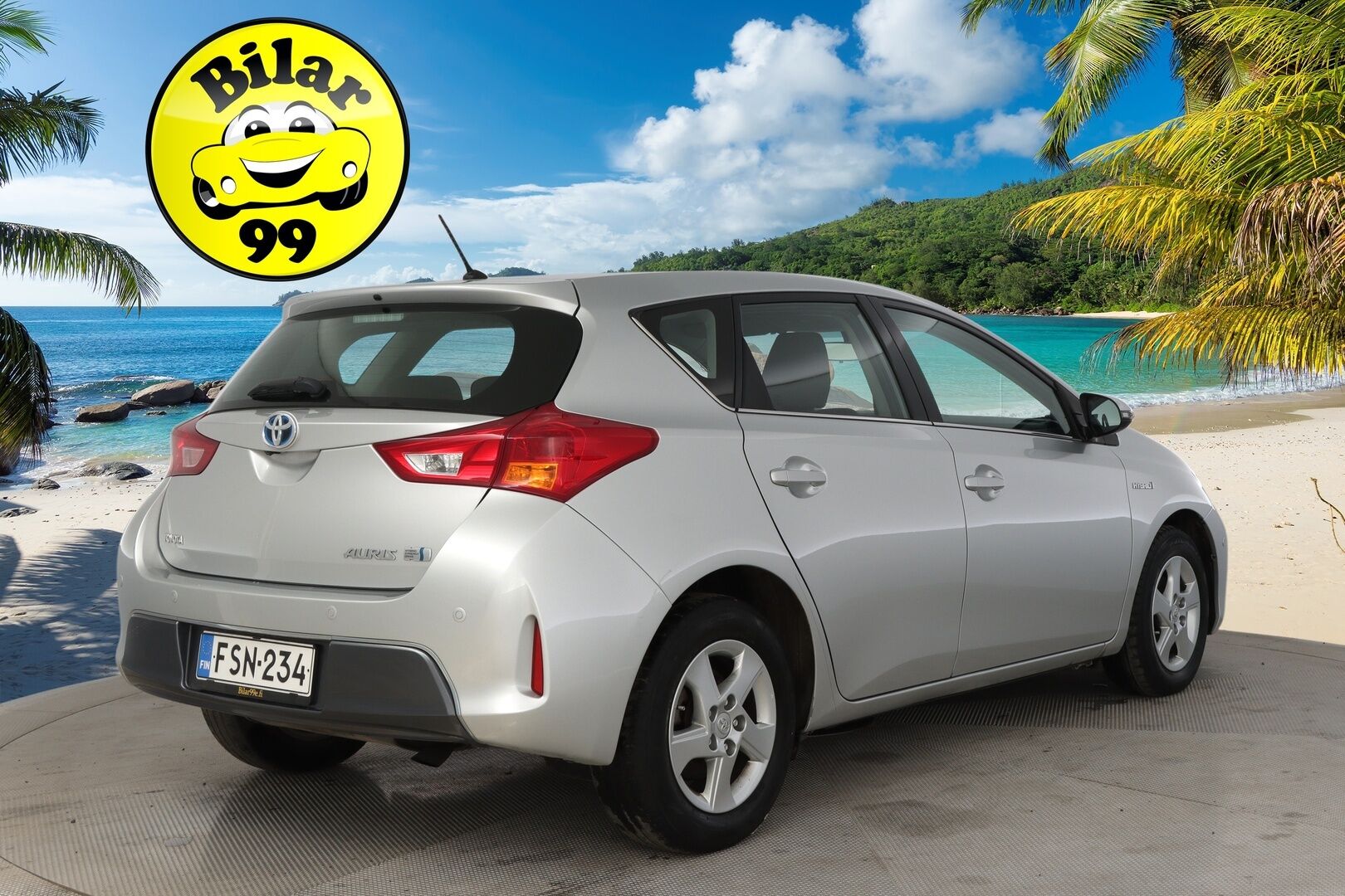 TOYOTA AURIS 2014 1,8 Hybrid Premium - / P.kamera / Vakkari / Ajettu vain 69tkm / Tämä on löytö /