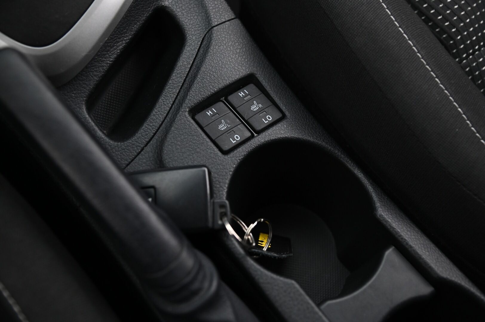 TOYOTA AURIS 2014 1,8 Hybrid Premium - / P.kamera / Vakkari / Ajettu vain 69tkm / Tämä on löytö /