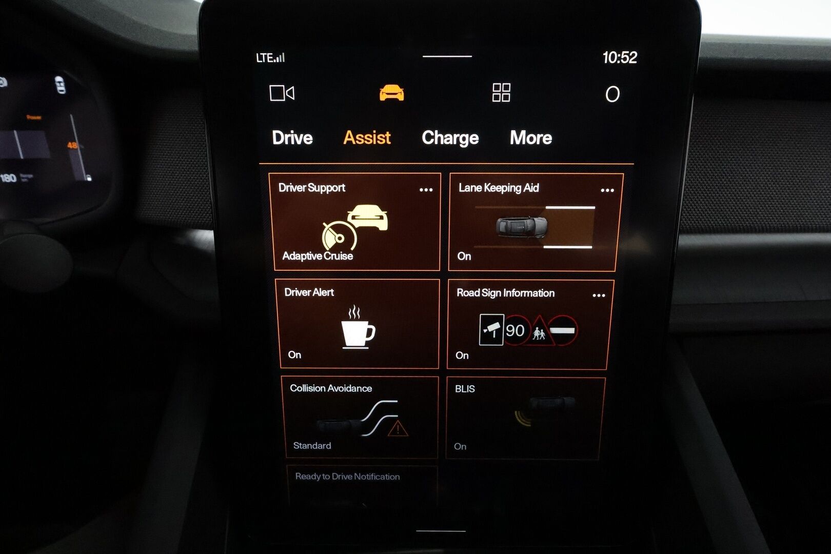 Polestar 2 2021 Launch Edition Performance, 300kW, 78kWh **ACC / Lasikatto / H&K / 360° / Muistipenkki / Koukku / Pixel LED / Navi** - 3,99 % KORKOTARJOUS TÄHÄN AUTOON 7.9. ASTI! - Merkkihuollettu