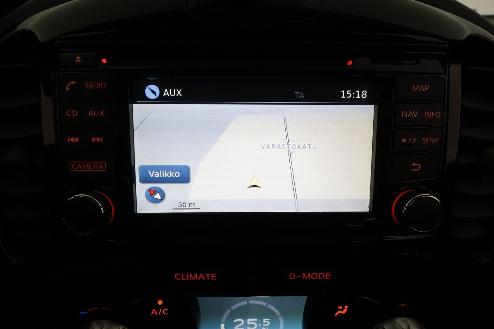 Nissan Juke 2019 1,6L110 Xtronic Acenta 2WD *Vakkari / 360° / Koukku / Navi / Puolinahat / KeylessGo*