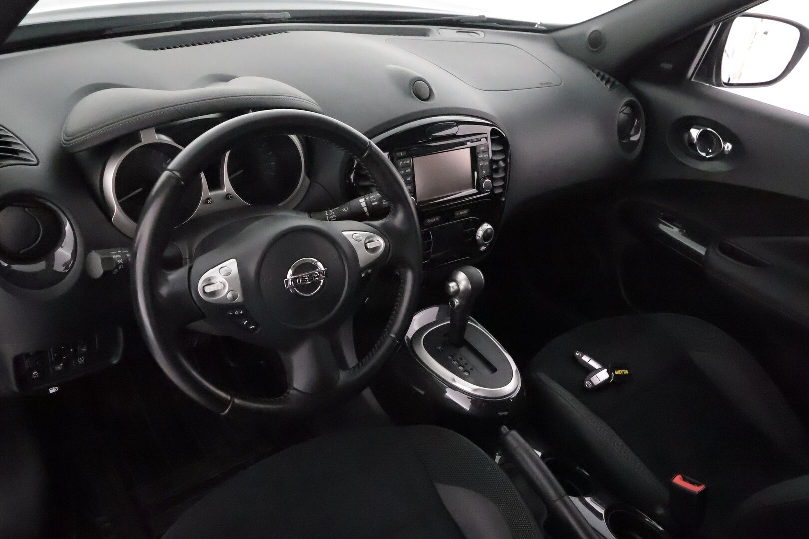 Nissan Juke 2019 1,6L110 Xtronic Acenta 2WD *Vakkari / 360° / Koukku / Navi / Puolinahat / KeylessGo*