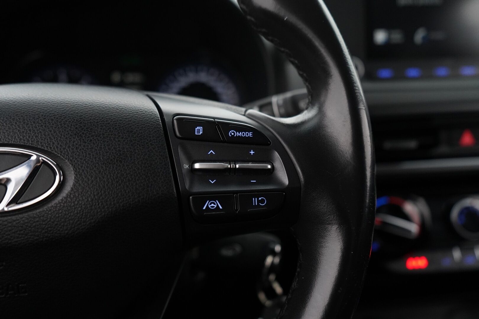 Hyundai KONA 2022 1.6 CRDi 136hv Hybrid 7-DCT-aut Pro Business