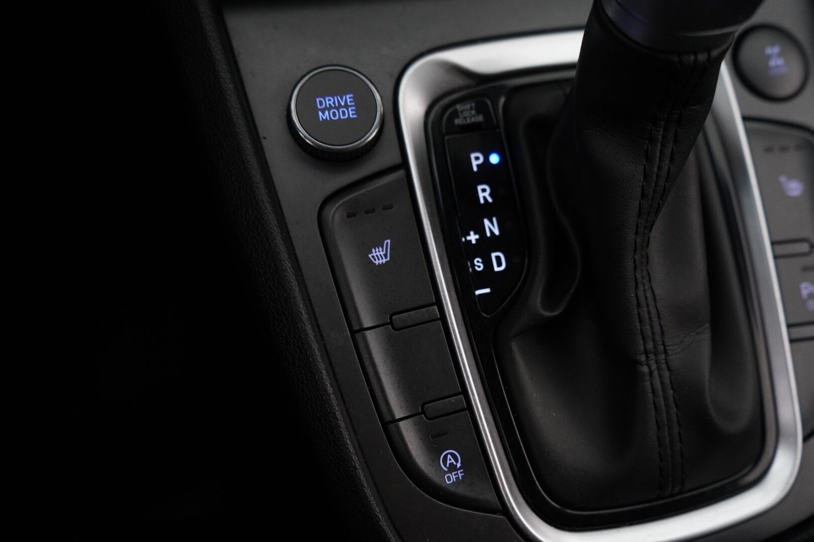 Hyundai KONA 2022 MYYDÄÄN HUUTOKAUPAT.COM! 1.6 CRDi 136hv Hybrid 7-DCT-aut Pro Business *Lohkolämmitin / Lane Assist / Vakkari* - Suomi-auto / Kahdet renkaat / Juuri huollettu