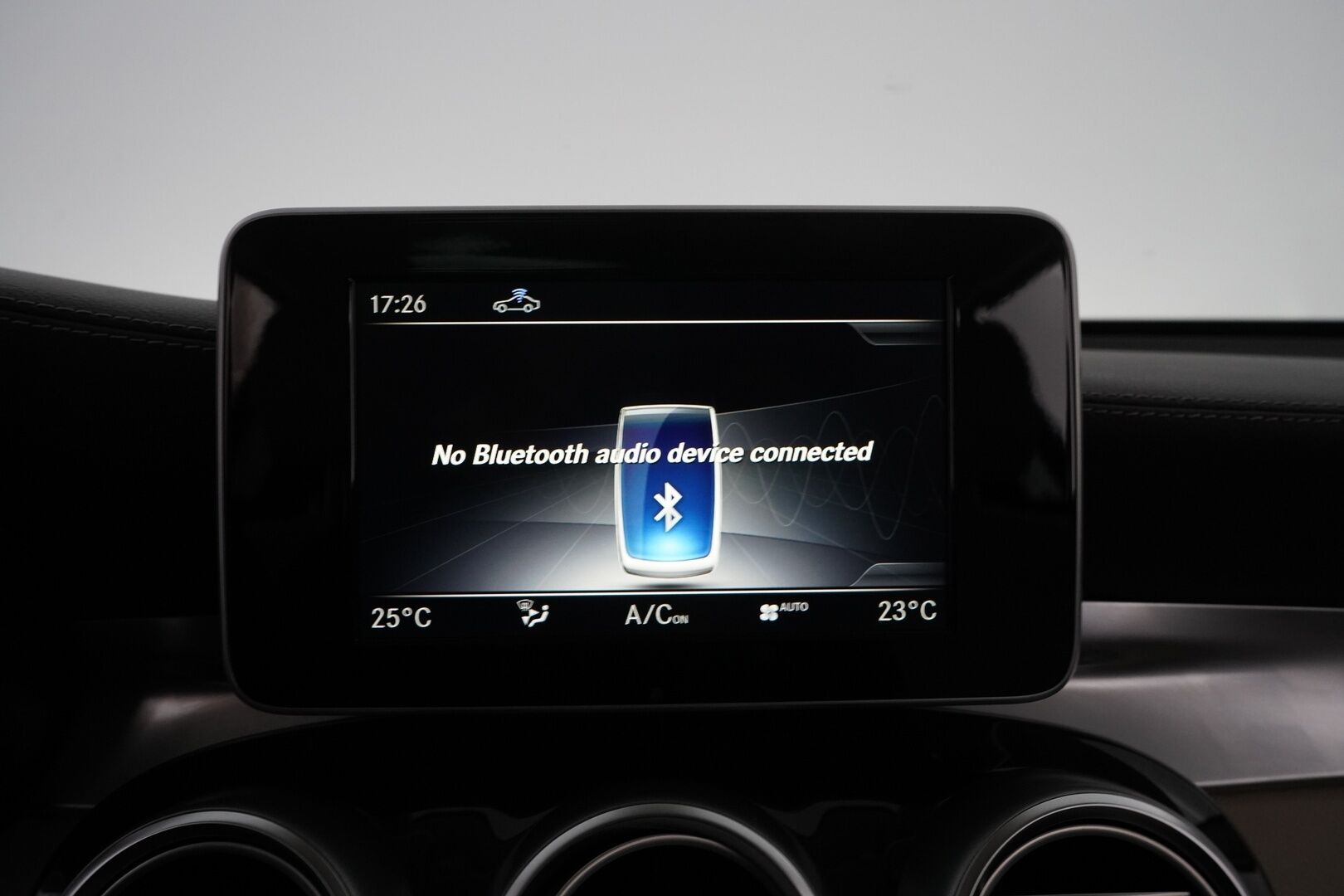 Mercedes-Benz GLC 2018 350 e 4Matic A Premium Business AMG * Panoraama / Burmester / Sporttinahat / Koukku / Tutkat * - Suomi auto / Kahdet renkaat alumiinivantein / Huollettu 7.2025