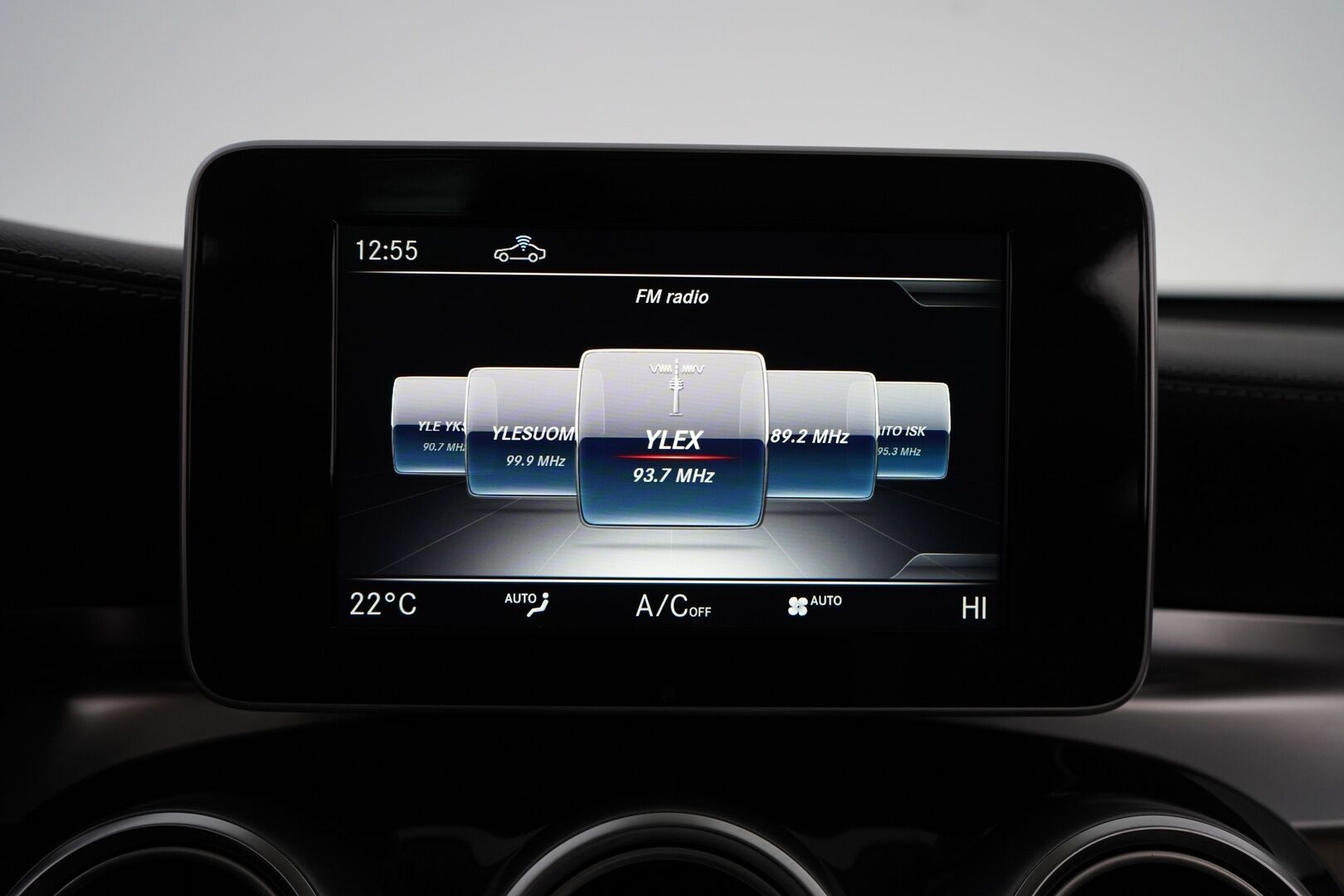 Mercedes-Benz GLC 2018 350 e 4Matic A Premium Business AMG *Panorama / Burmester / Sporttinahat / Koukku / Vakkari / Tutkat * - Suomi auto / Kahdet renkaat alumiinivantein / Viimeisin huolto 7/25