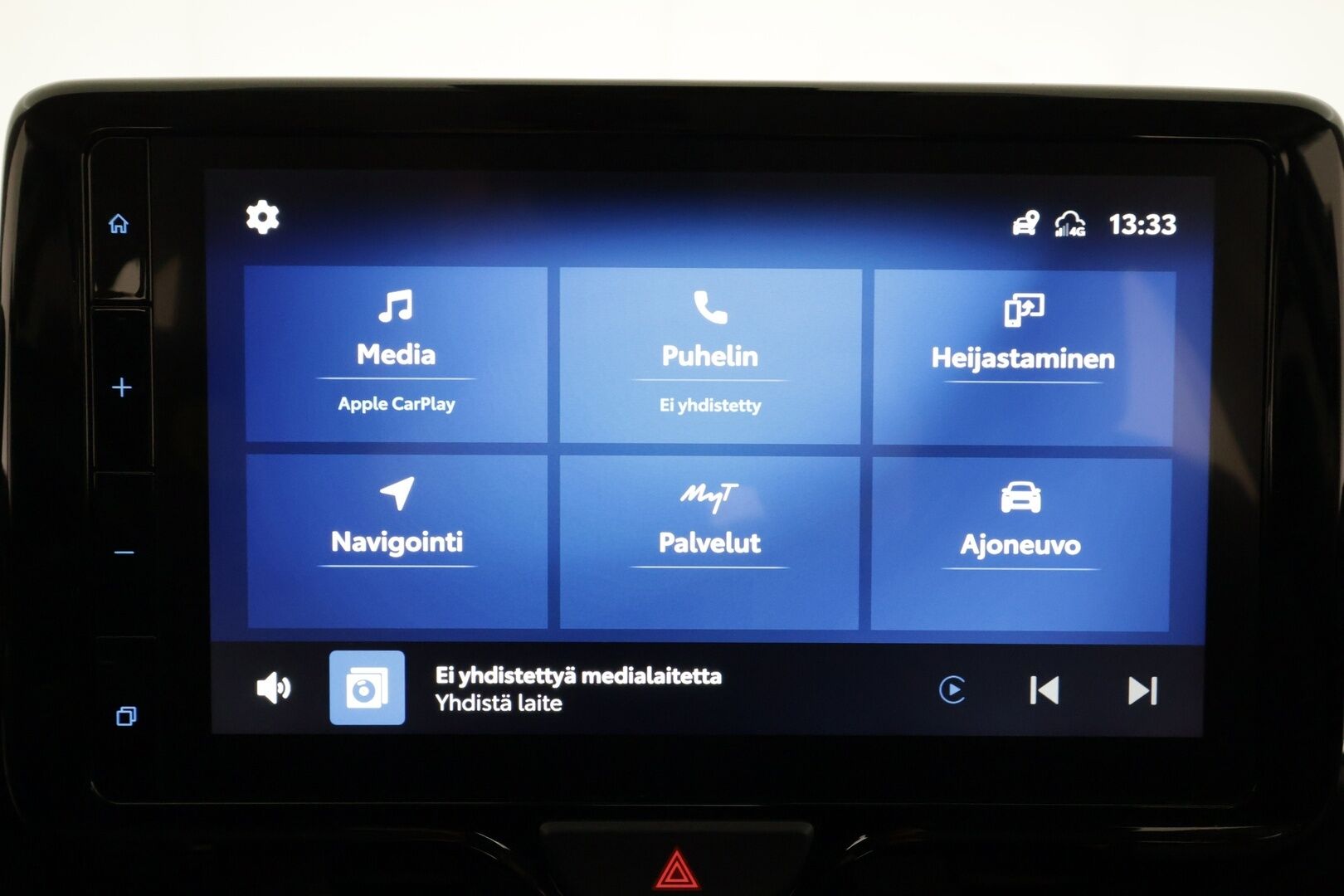 Toyota Yaris Cross 2023 1,5 Hybrid Active - | ACC | Lohko | Koukku | LED | P.kamera | Ratinlämmitys | Apple&Android | 1.Om Suomi-auto | Kahdet Renkaat | Merkkihuollettu |