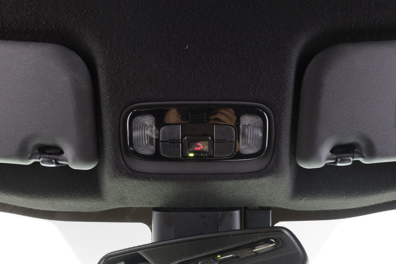 Toyota Yaris Cross 2023 1,5 Hybrid Intense - | ACC | LTA | BSM | P.kamera ja tutkat | LED | Keyless | Sähk. takaluukku | Navi | Lämm. ratti | 2x renkaat aluin | 1-om suomiauto | 