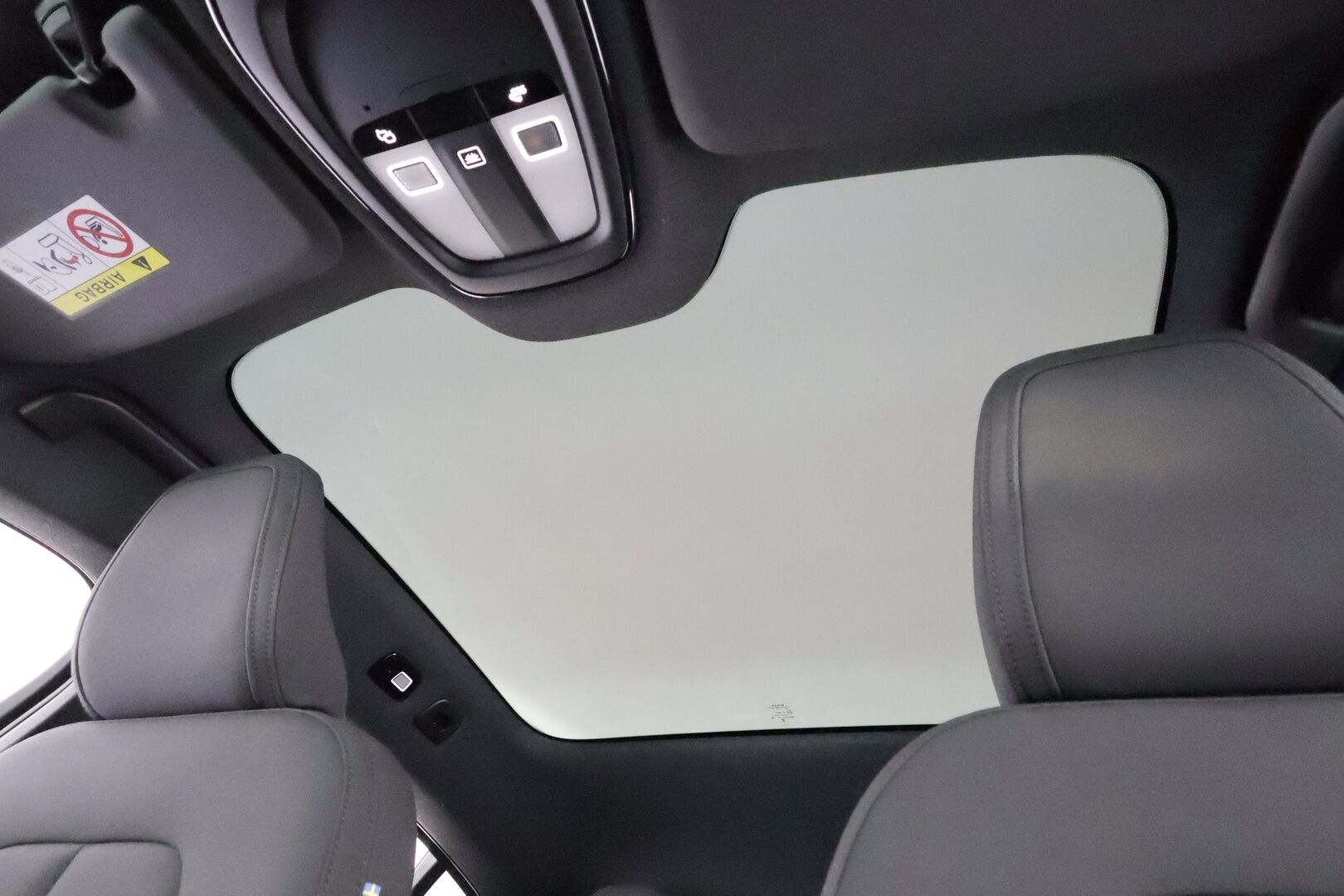 Volvo C40 2023 Recharge Twin Plus aut - 1OM Suomiauto | ILP | Koukku | Adapt.Vakkari | Lasikatto | KeylessGo | Peruutuskamera | High Perf Audio | Muistipenkki | Huippuvarusteet |2x Renkaat Aluvantein!