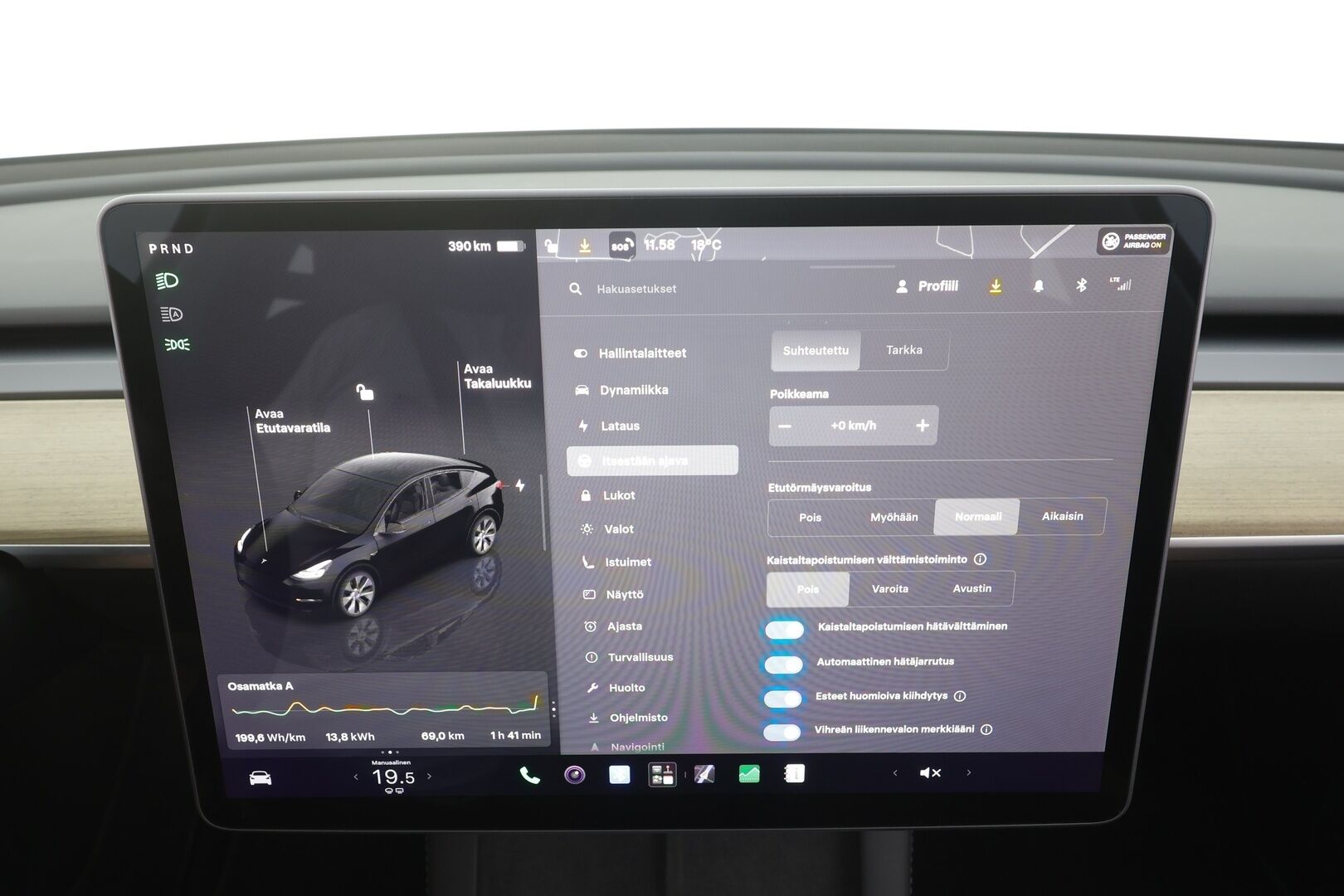 Tesla Model Y 2022 Long Range - | ACC | ILP | Koukku | Ryzen | Matrix | Lasikatto | Premium Audio | Nahat | Muistipenkki | P.kamera | 1-om suomiauto | 2x renkaat aluin |