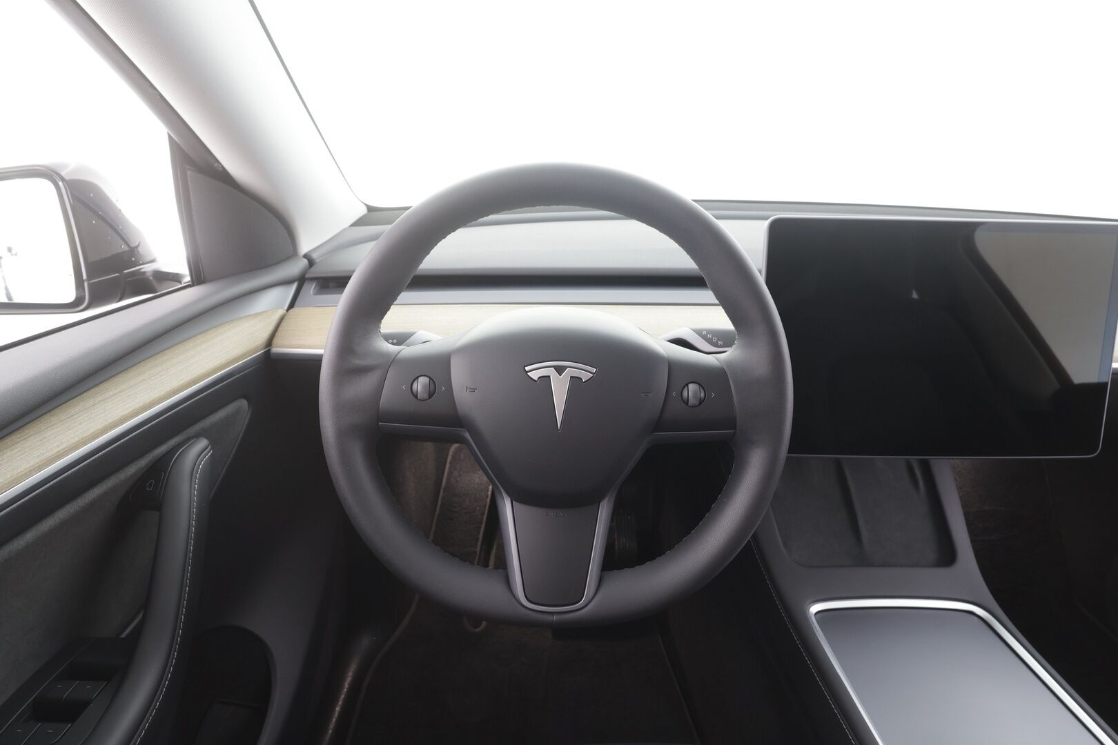 Tesla Model Y 2022 Long Range - | ACC | ILP | Koukku | Ryzen | Matrix | Lasikatto | Premium Audio | Nahat | Muistipenkki | P.kamera | 1-om suomiauto | 2x renkaat aluin |