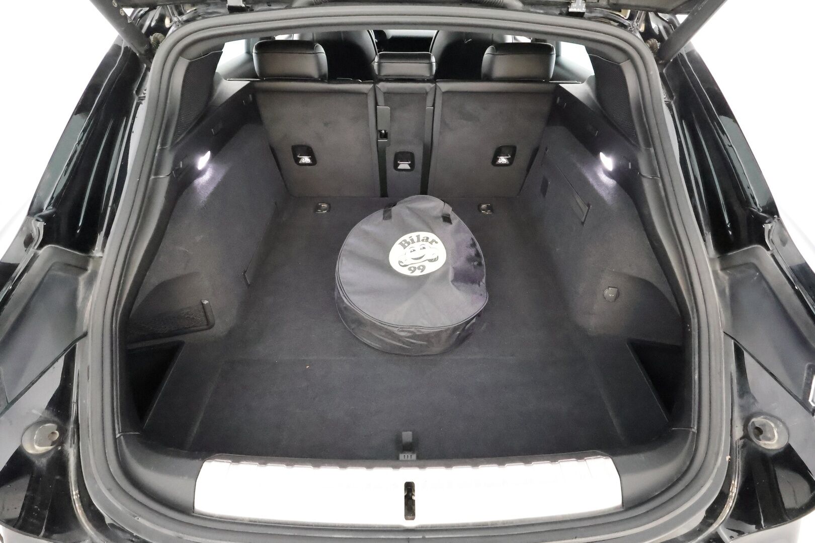 Porsche Taycan 2023 4S Cross Turismo * Lasikatto / ILP / ACC / LED / P.Kamera / Ilma-alusta / Navi / Kaistavahti / Nahkaverhoilu / Keyless * - 1-om Suomi-auto / 2x Latauskaapelit / Merkkihuollettu! - HULLU BLACKWEEK KORKOTARJOUS 2,49%