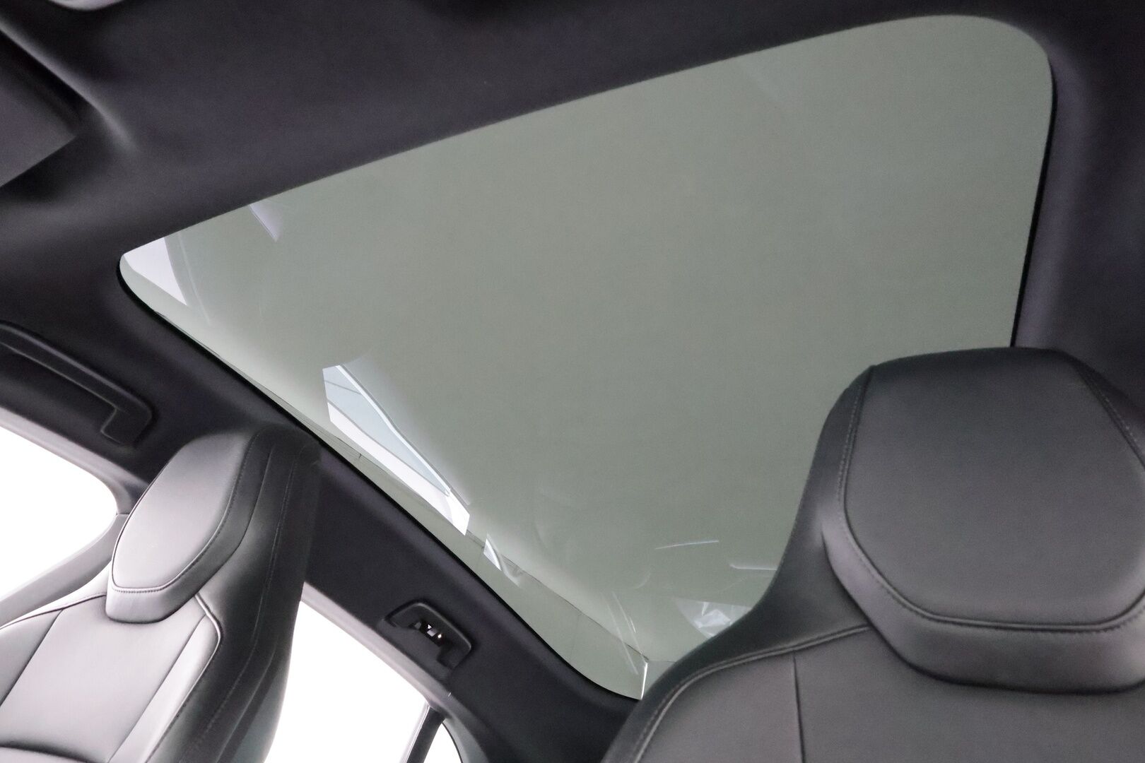 Porsche Taycan 2023 4S Cross Turismo * Lasikatto / ILP / ACC / LED / P.Kamera / Ilma-alusta / Navi / Kaistavahti / Nahkaverhoilu / Keyless * - 1-om Suomi-auto / 2x Latauskaapelit / Merkkihuollettu! - HULLU BLACKWEEK KORKOTARJOUS 2,49%