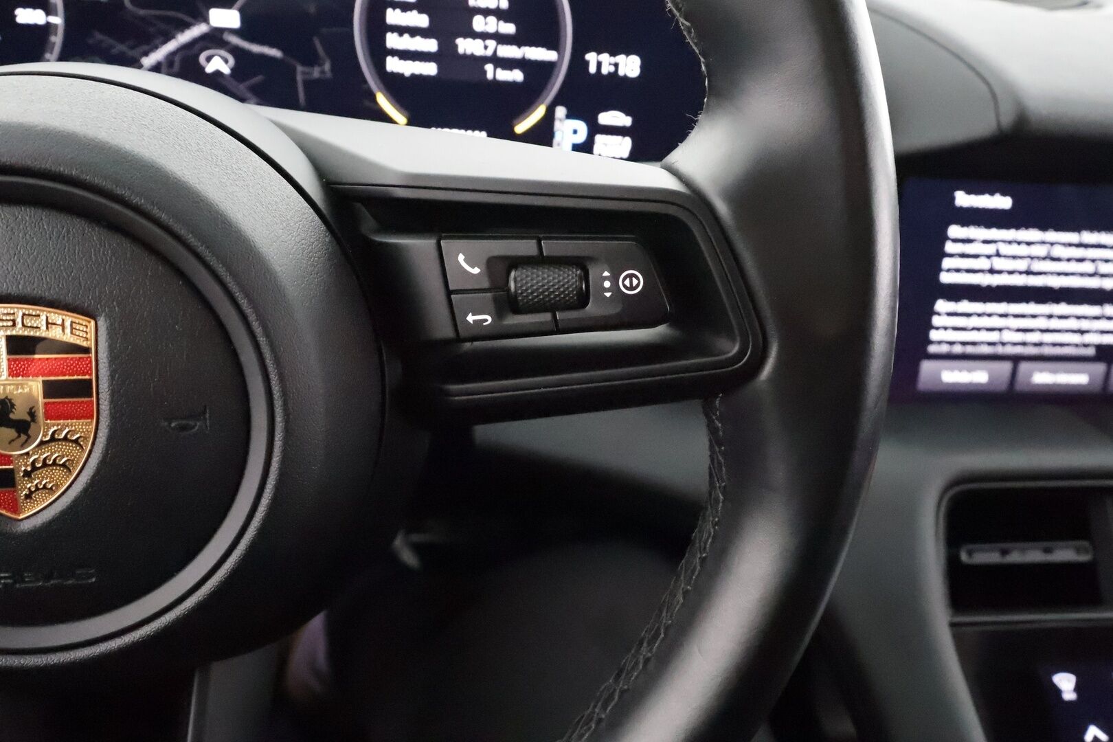 Porsche Taycan 2023 4S Cross Turismo * Lasikatto / ILP / ACC / LED / P.Kamera / Ilma-alusta / Navi / Kaistavahti / Nahkaverhoilu / Keyless * - 1-om Suomi-auto / 2x Latauskaapelit / Merkkihuollettu! - HULLU BLACKWEEK KORKOTARJOUS 2,49%