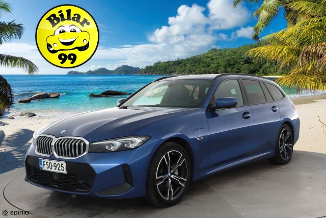 BMW 330 2023