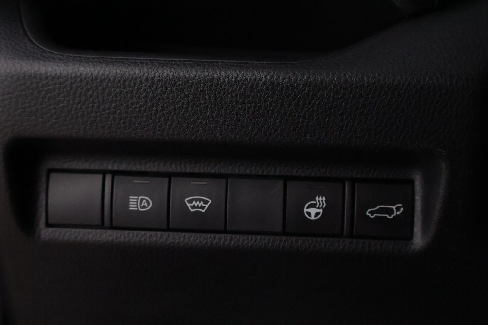 Toyota RAV4 2022 2,5 Hybrid 2022 Edition - 3,99 % KORKOTARJOUS TÄHÄN AUTOON - 1Om Suomiauto / Adapt.Vakkari / Peruutuskamera / LED / Vetokoukku / Lämmitettävä Tuulilasi / Ratinlämmitys / Lohko & Sisäp. / Hyvät varusteet!
