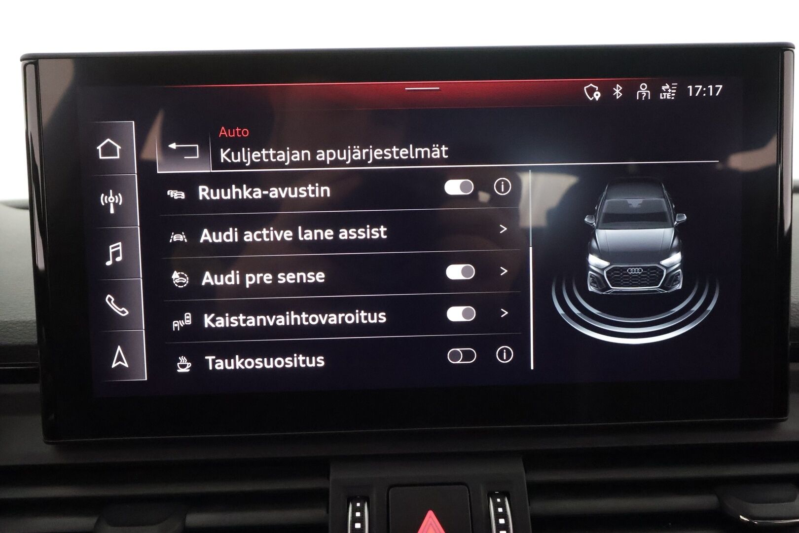 Audi Q5 2023 Progress 50 TFSI e 220 kW quattro S tronic * ACC / P.kamera / Koukku / Sporttipenkit / Sähköluukku / Digimittaristo * - 1.Om Suomi-auto / Kahdet renkaat aluvanteilla / Merkkihuollettu