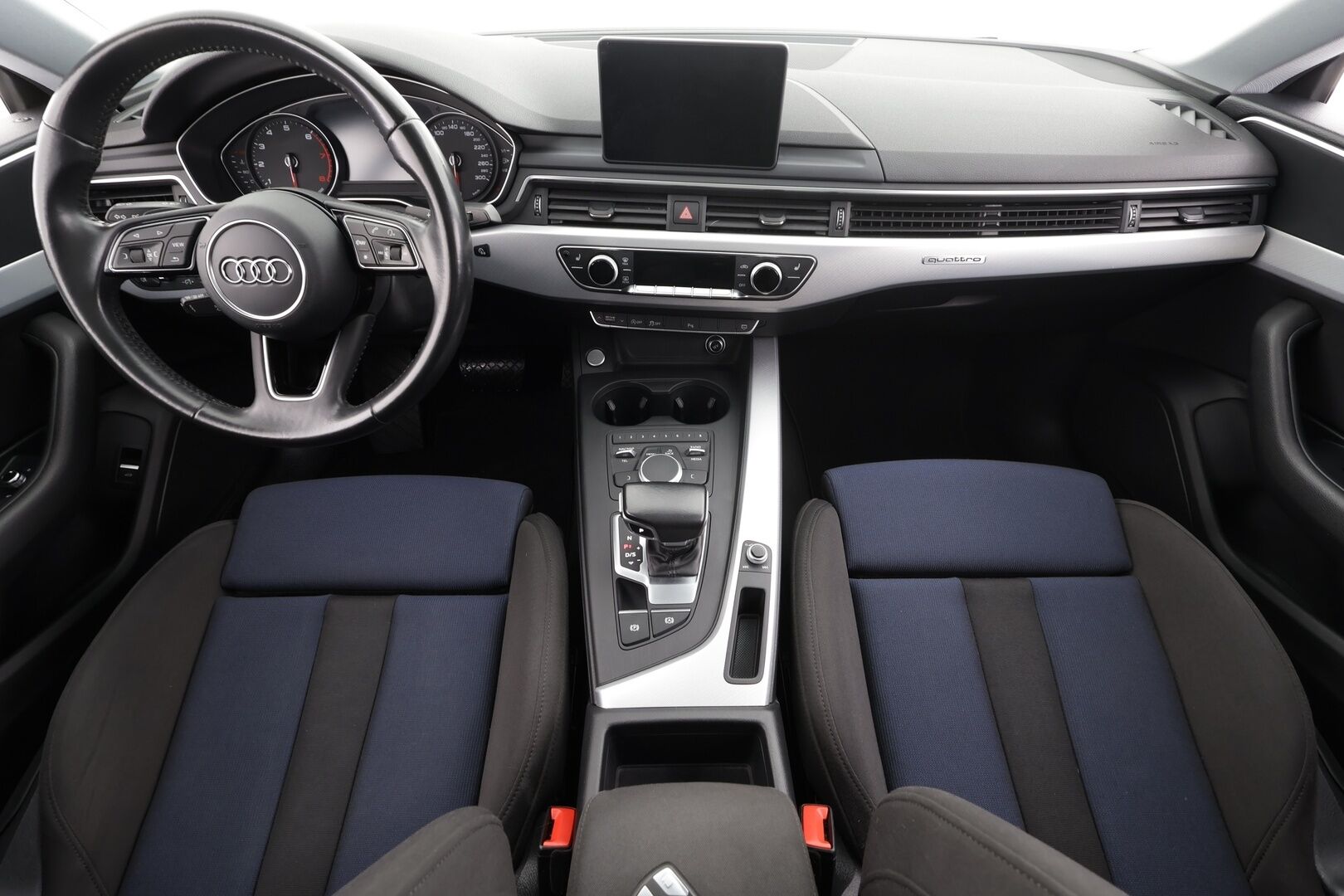 Audi A5 2017 Sportback Business Sport 2,0 TFSI 185 kW quattro S tronic * Vakkari / P.tutkat / Matrix LED / Koukku / Webasto * - Lasikattoluukku / Kahdet renkaat aluvanteilla - HULLUT JOULUT KORKOTARJOUS 2,49% 