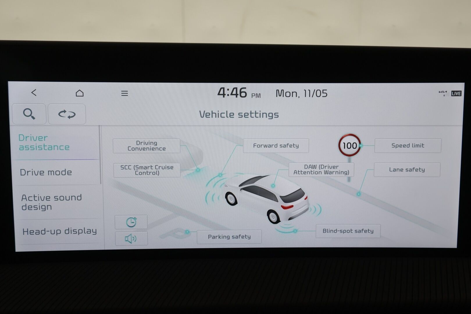 KIA EV6 2023 GT-Line AWD 77 kWh 325 hv - | ACC | ILP | Koukku | Adapt.LED | 360° | Muistipenkki | Meridian | Ilmastoidut penkit | Navi | HUD | Keyless | Kahdet renkaat aluvanteilla | Merkkihuollettu |