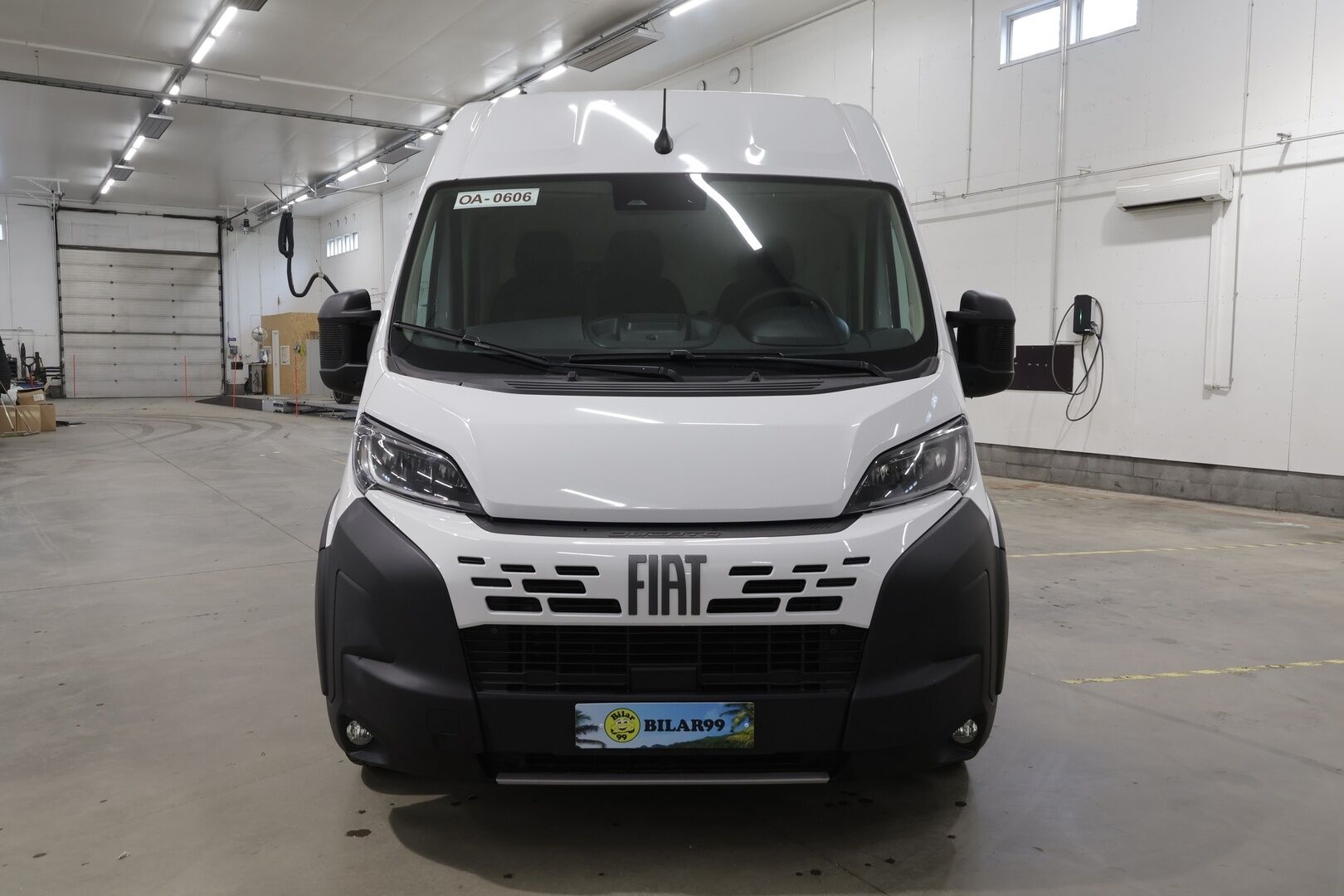 FIAT DUCATO 2024 L4H2 180hv - ALV | Facelift | Vakkari | LED | P.Kamera | Kaistavahti | Bluetooth