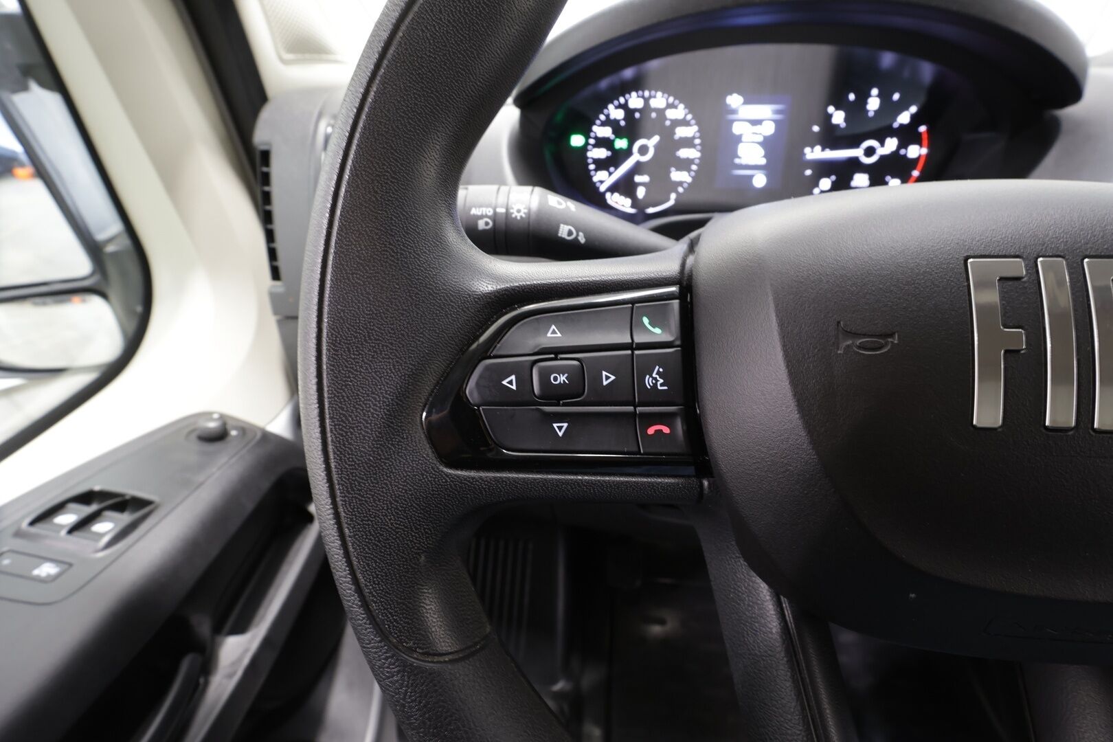 FIAT DUCATO 2024 L4H2 180hv - ALV | Facelift | Vakkari | LED | P.Kamera | Kaistavahti | Bluetooth