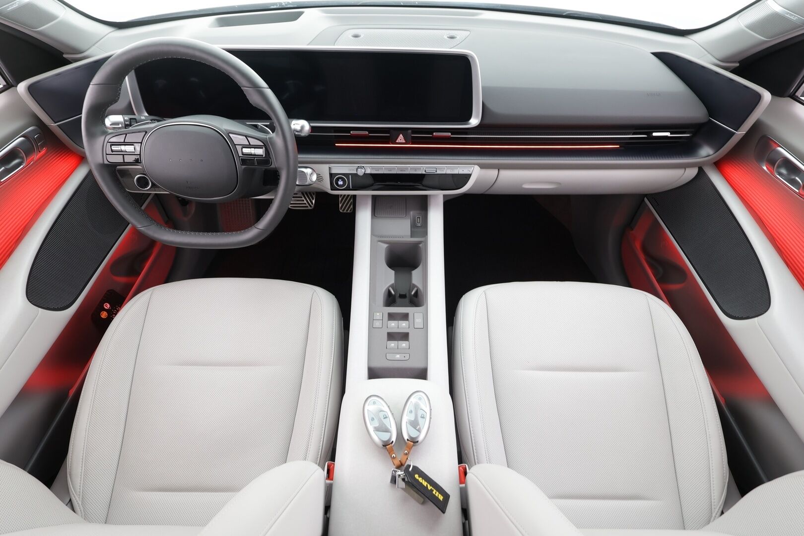Hyundai IONIQ 6 2024 77 kWh 229 hv Ultimate - ACC | ILP | HUD | 360° | Ilm. relax nahat | Muistipenkki | BOSE | Matrix | HDA | BSM | V2L | Keyless | Ambient | Lämm. ratti | Merkkihuollettu | ALV |