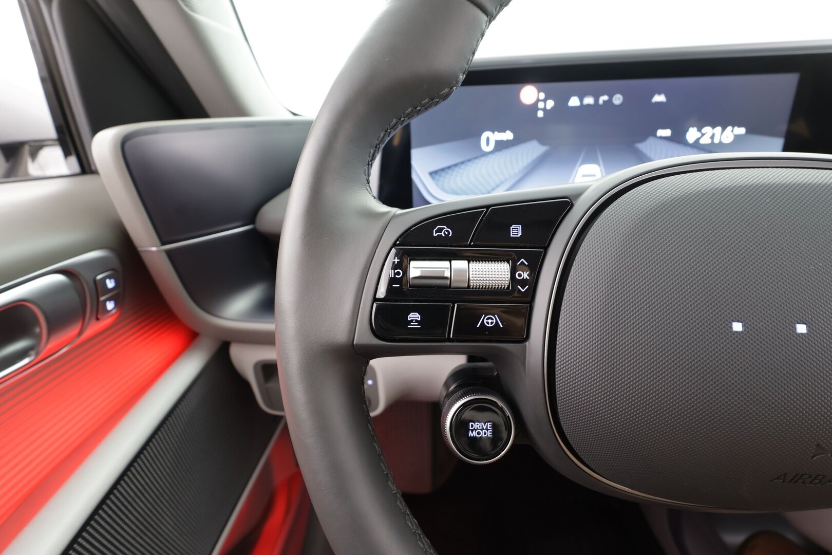 Hyundai IONIQ 6 2024 77 kWh 229 hv Ultimate - ACC | ILP | HUD | 360° | Ilm. relax nahat | Muistipenkki | BOSE | Matrix | HDA | BSM | V2L | Keyless | Ambient | Lämm. ratti | Merkkihuollettu | ALV |