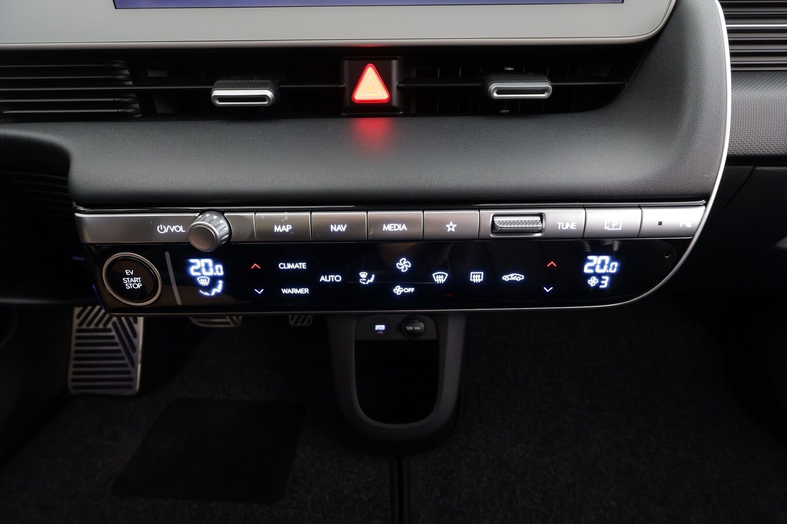 Hyundai IONIQ 5 2022 73 kWh 305 hv AWD Premium - | ILP | Bose | ACC | 360 | Ilmastoidut-penkit | HUD | LED | Navi | Kaistavahti | Katveavustin | Keyless | Merkkihuollot | 