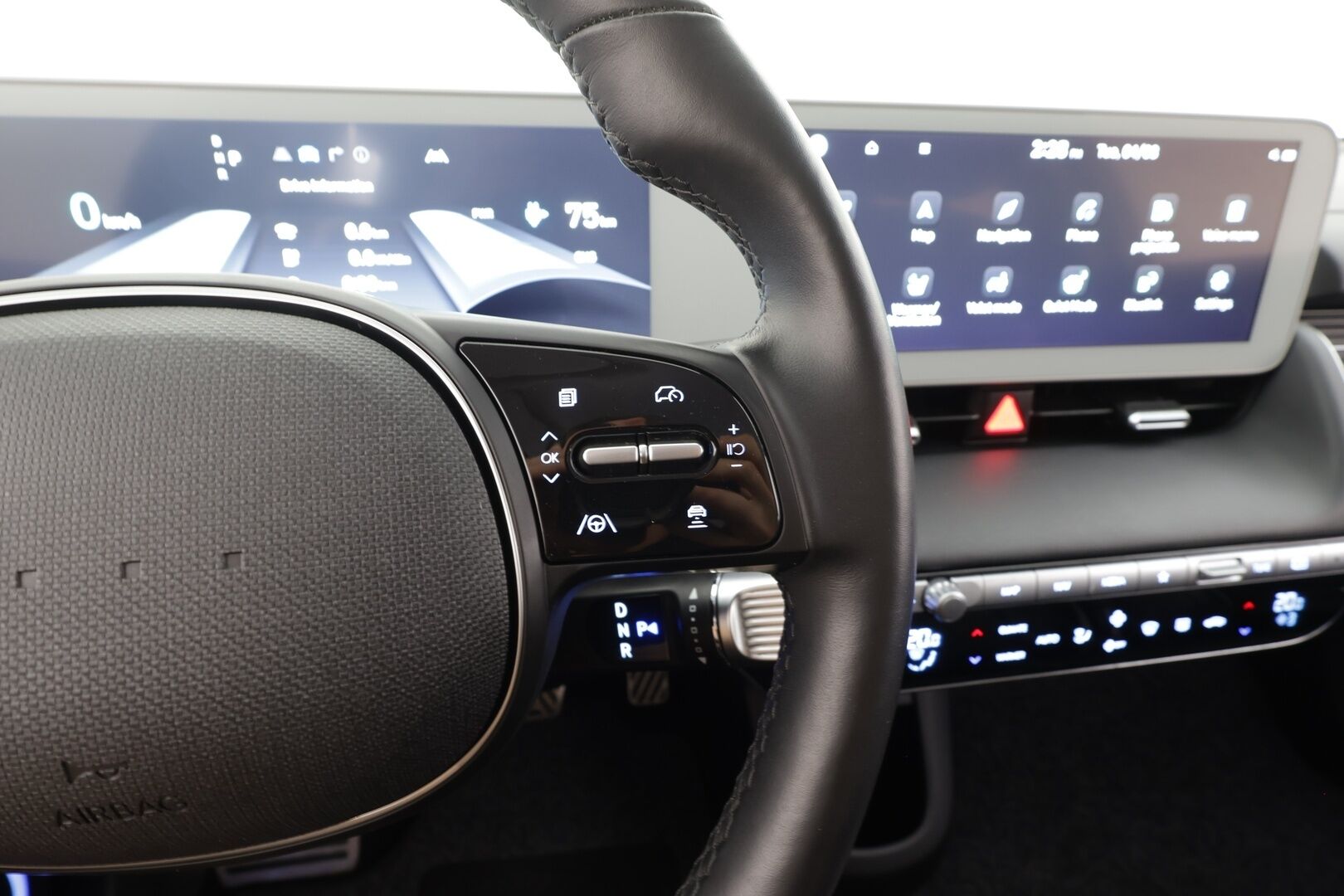 Hyundai IONIQ 5 2022 73 kWh 305 hv AWD Premium - | ILP | Bose | ACC | 360 | Ilmastoidut-penkit | HUD | LED | Navi | Kaistavahti | Katveavustin | Keyless | Merkkihuollot | 