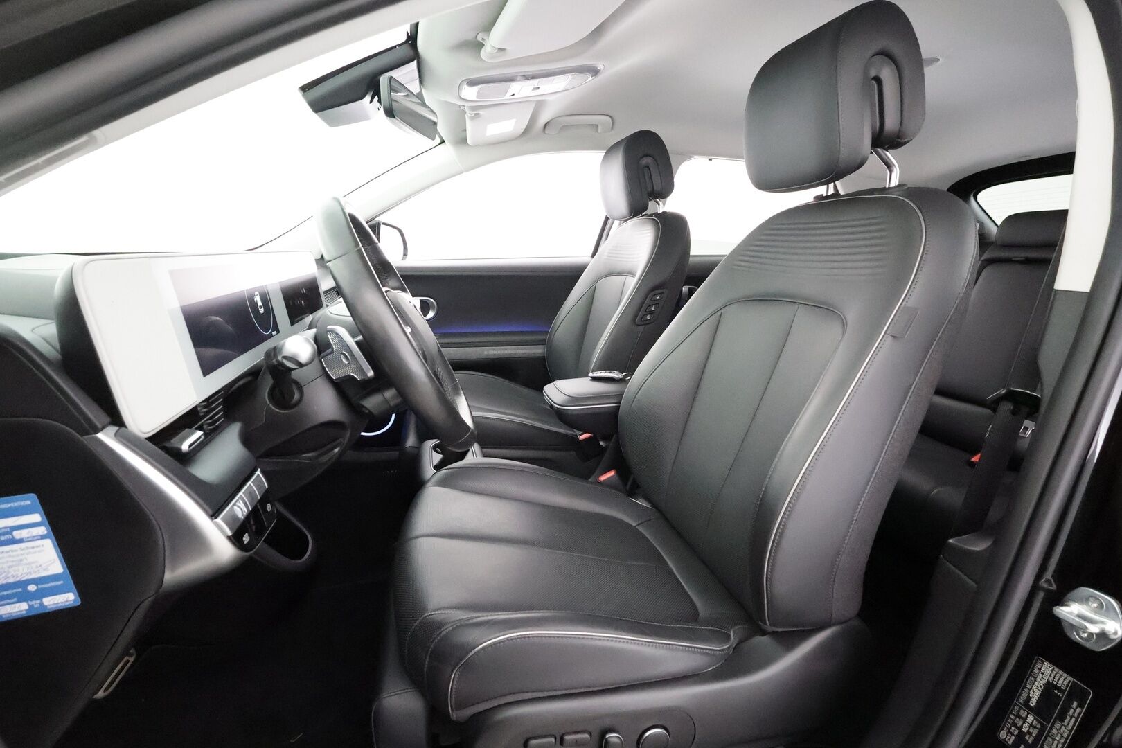 Hyundai IONIQ 5 2021 73 kWh 305 hv AWD Premium - | ACC | ILP | Koukku | HUD | 360° | BOSE | Ilm. relax nahat | Muistipenkki | HDA | BSM | V2L | Lämm. ratti | Merkkihuollot 