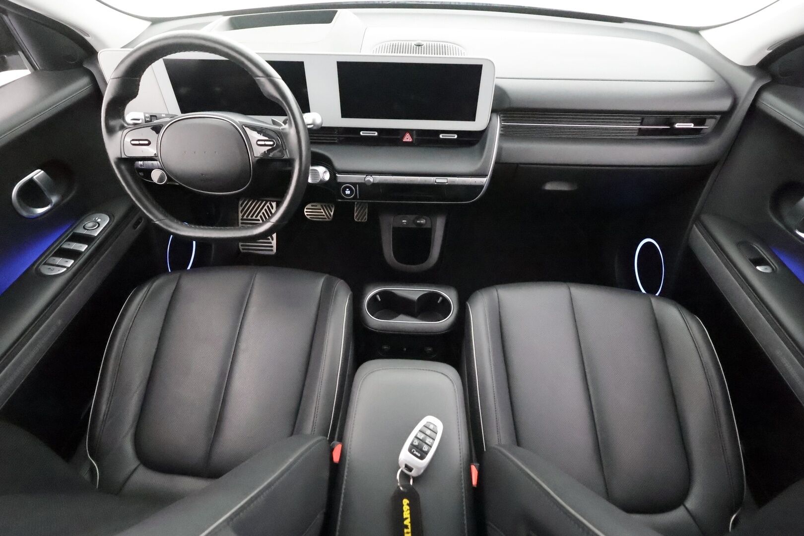 Hyundai IONIQ 5 2021 73 kWh 305 hv AWD Premium - | ACC | ILP | Koukku | HUD | 360° | BOSE | Ilm. relax nahat | Muistipenkki | HDA | BSM | V2L | Lämm. ratti | Merkkihuollot 