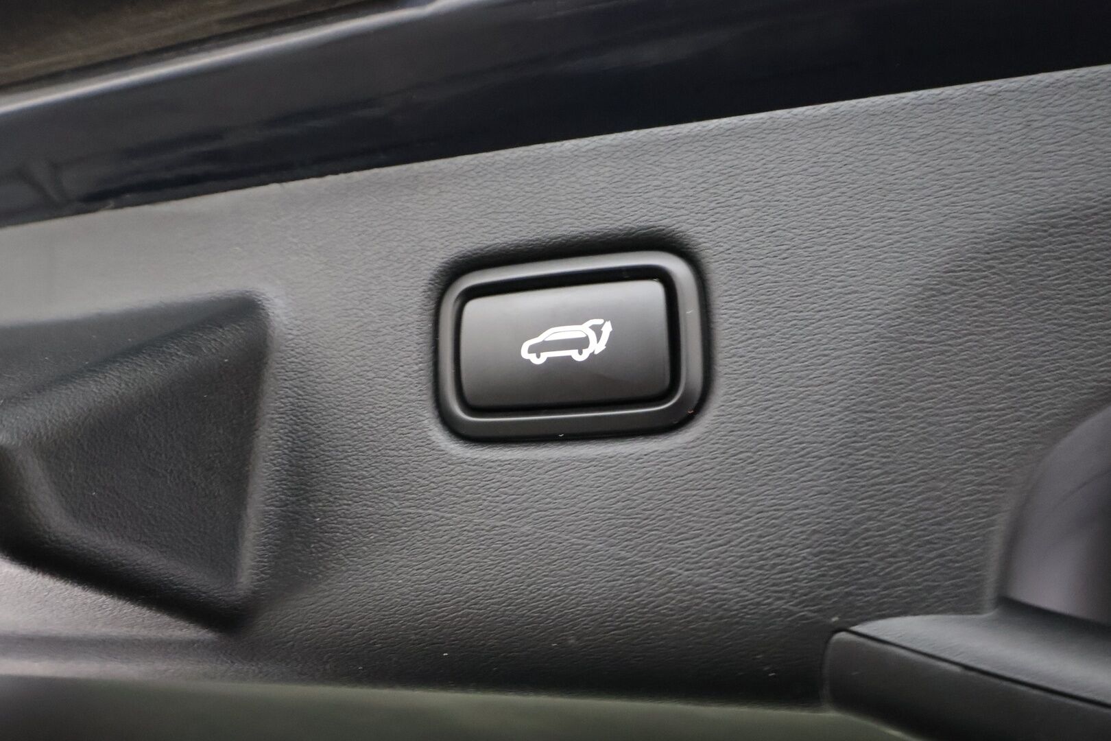 Kia EV6 2022 RWD 58 kWh 170 hv - | ACC | ILP | Koukku | Muistipenkki | Meridian Surround | 360-Kamera | Ilmastoidut Nahat | HUD | Widescreen | Apple&Android | 