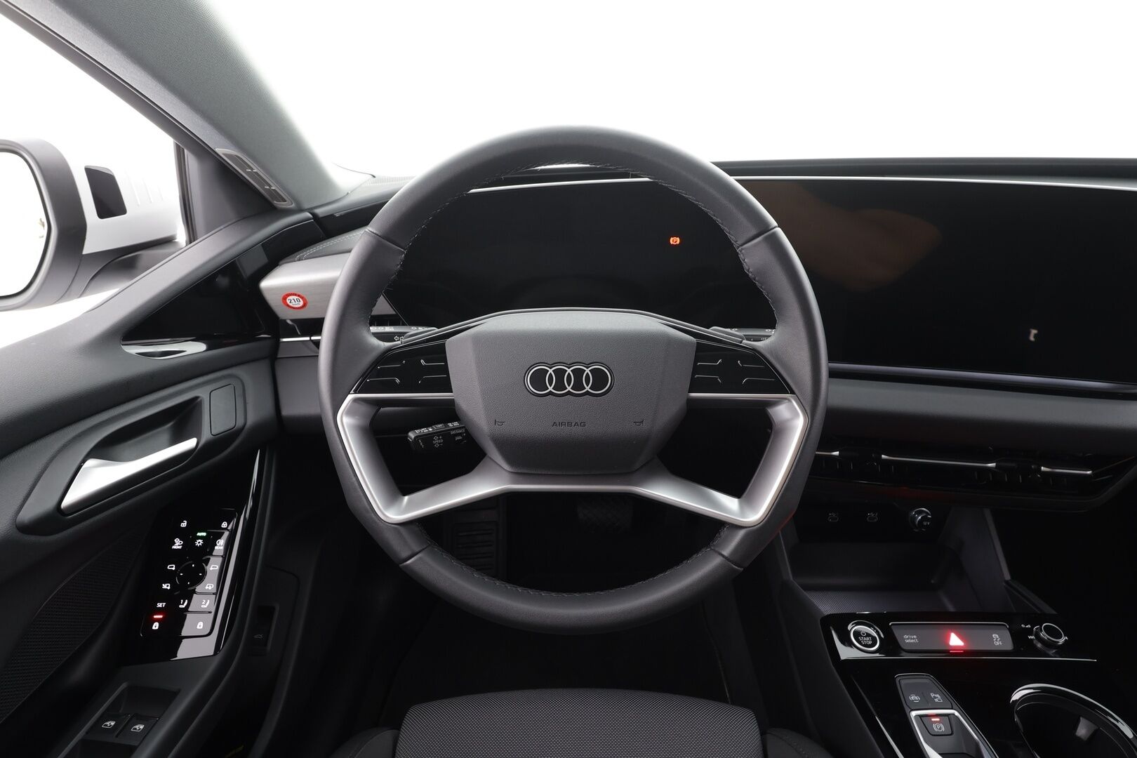AUDI A6 e-tron 2025 Avant - | ACC | ILP | Koukku | Matrix-LED | 360-Kamera | Muistipenkki | Sporttipenkit | Keyless | Apple&Android | Merkkihuollettu | Kahdet Renkaat |