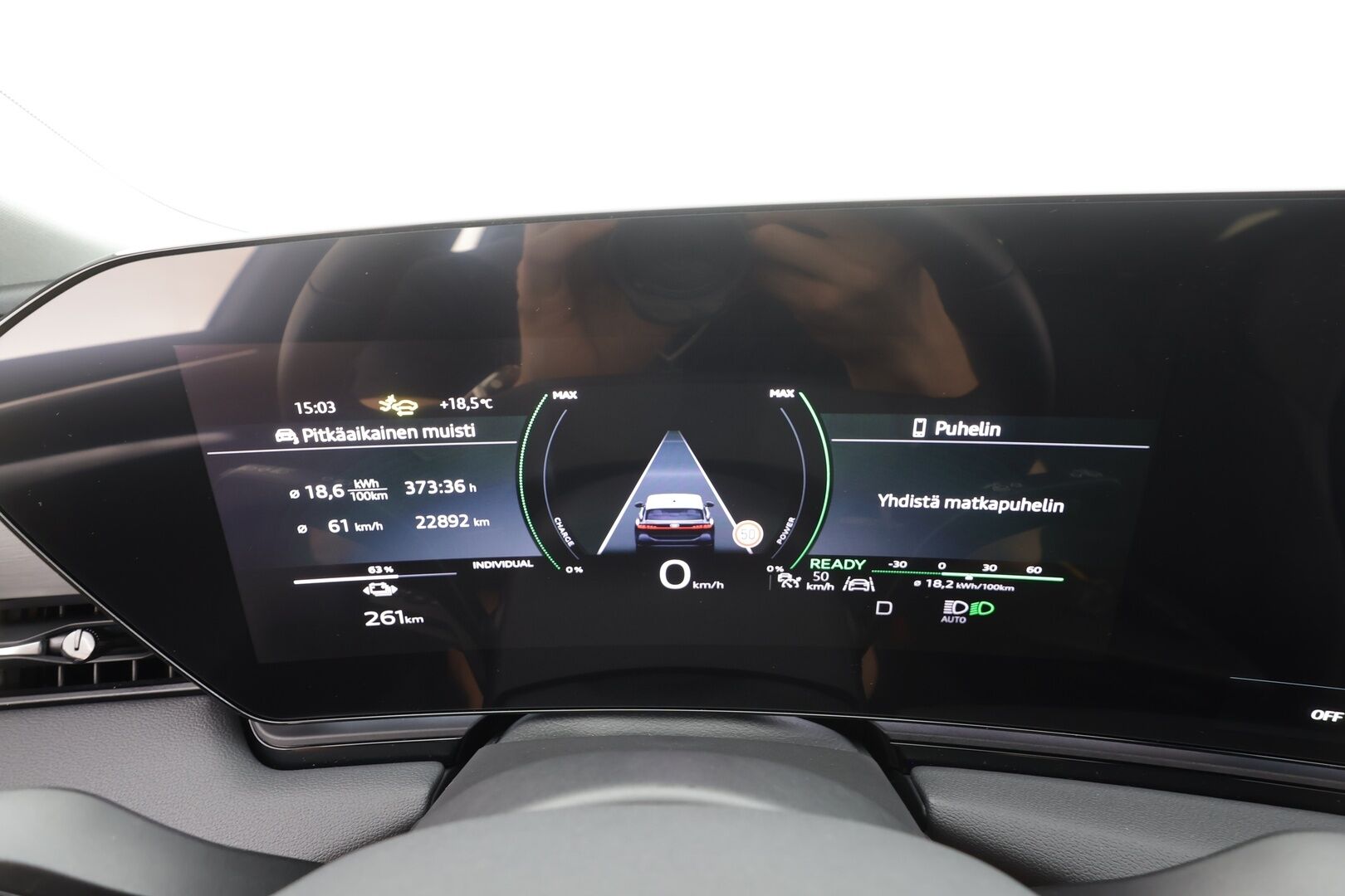AUDI A6 e-tron 2025 Avant - | ACC | ILP | Koukku | Matrix-LED | 360-Kamera | Muistipenkki | Sporttipenkit | Keyless | Apple&Android | Merkkihuollettu | Kahdet Renkaat |