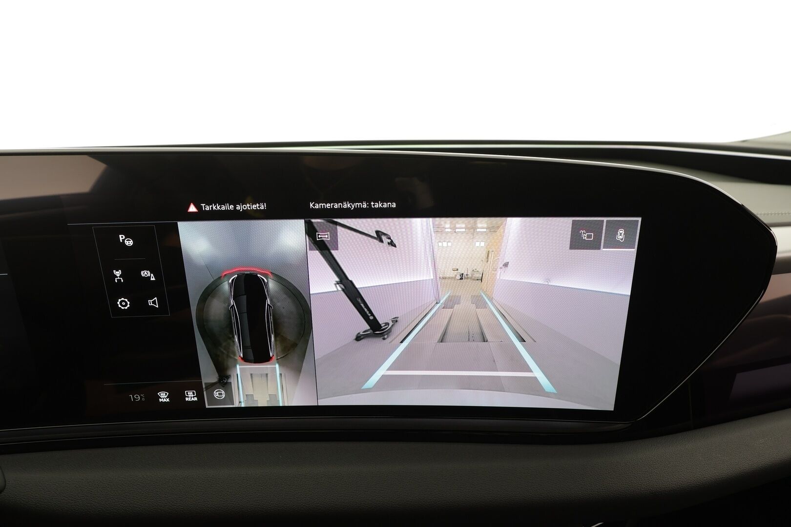 AUDI A6 e-tron 2025 Avant - | ACC | ILP | Koukku | Matrix-LED | 360-Kamera | Muistipenkki | Sporttipenkit | Keyless | Apple&Android | Merkkihuollettu | Kahdet Renkaat |