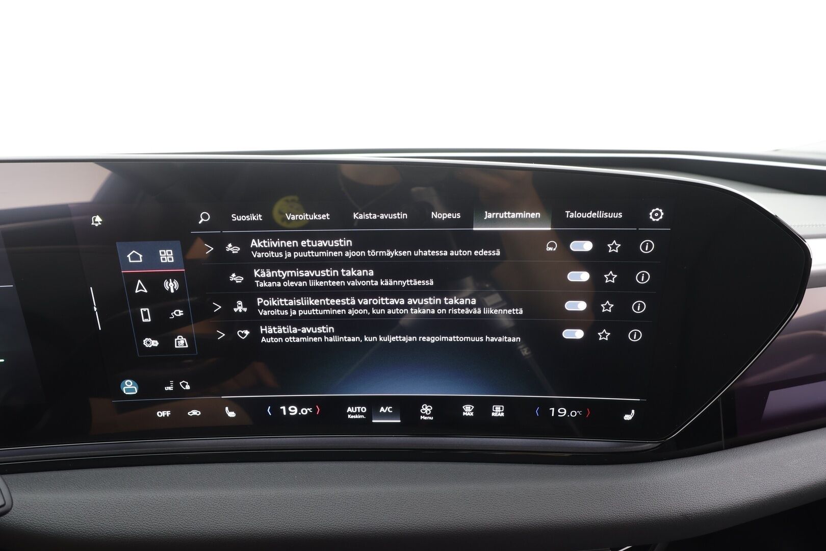 AUDI A6 e-tron 2025 Avant - | ACC | ILP | Koukku | Matrix-LED | 360-Kamera | Muistipenkki | Sporttipenkit | Keyless | Apple&Android | Merkkihuollettu | Kahdet Renkaat |