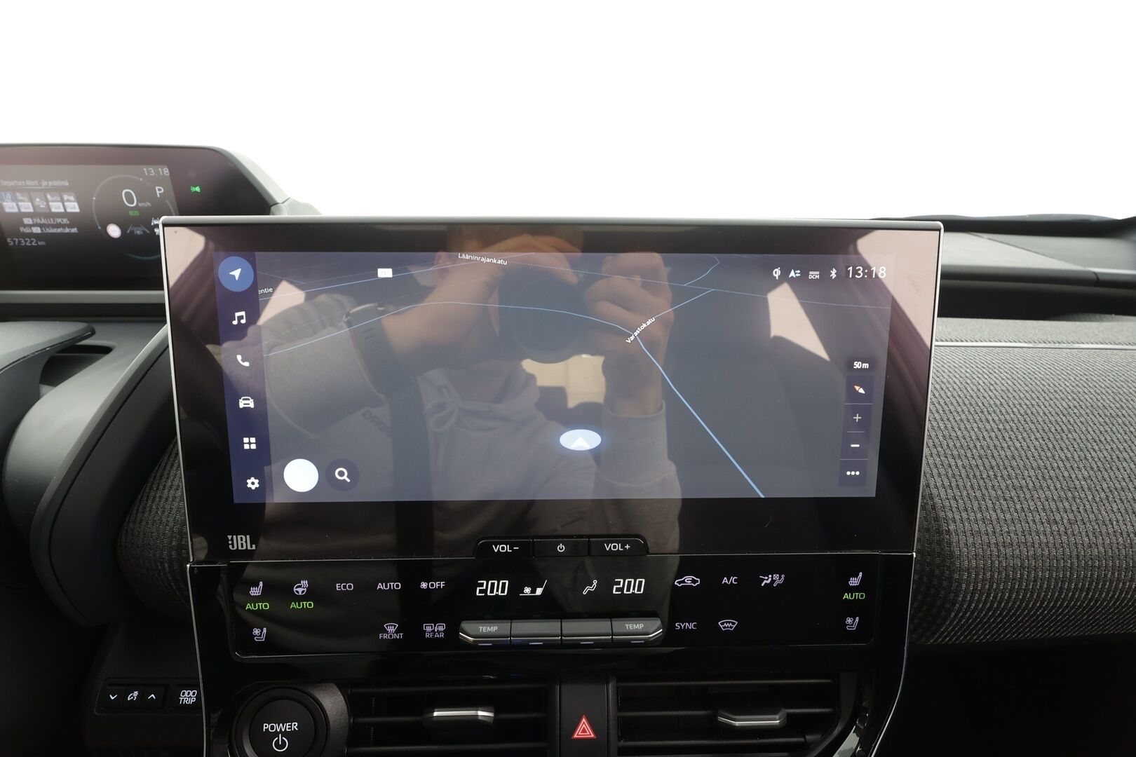 Toyota bZ4X 2022 Executive AWD - | Lasikatto | ILP | Koukku | ACC | LED | 360 | Ilmastoitu Muistipenkki | JBL | Navi | Kaistavahti | Katveavustin | Keyless | Merkkihuollot | Kahdet renkaat | 2x Latauskaapelit |