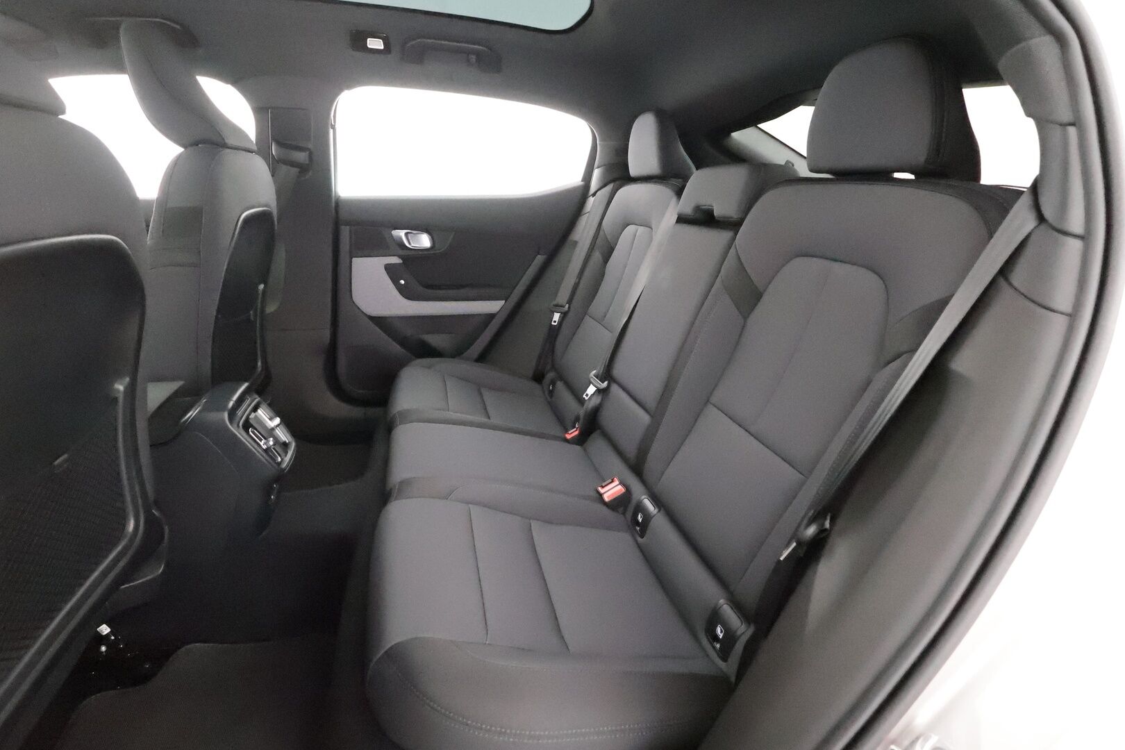Polestar 2 2022 Long Range Single Motor, 170kW, 78kWh - | ACC | ILP | Koukku | H/K | LED | Lasikatto | Muistipenkki | 360-Kamera | Sporttipenkit | Keyless | Apple&Android | Kahdet Renkaat | Koti & Kauppalaturi |