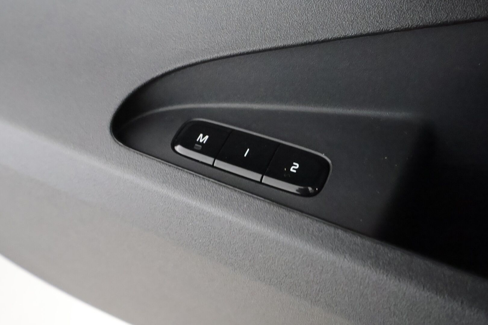 Polestar 2 2022 Long Range Single Motor, 170kW, 78kWh - | ACC | ILP | Koukku | H/K | LED | Lasikatto | Muistipenkki | 360-Kamera | Sporttipenkit | Keyless | Apple&Android | Kahdet Renkaat | Koti & Kauppalaturi |