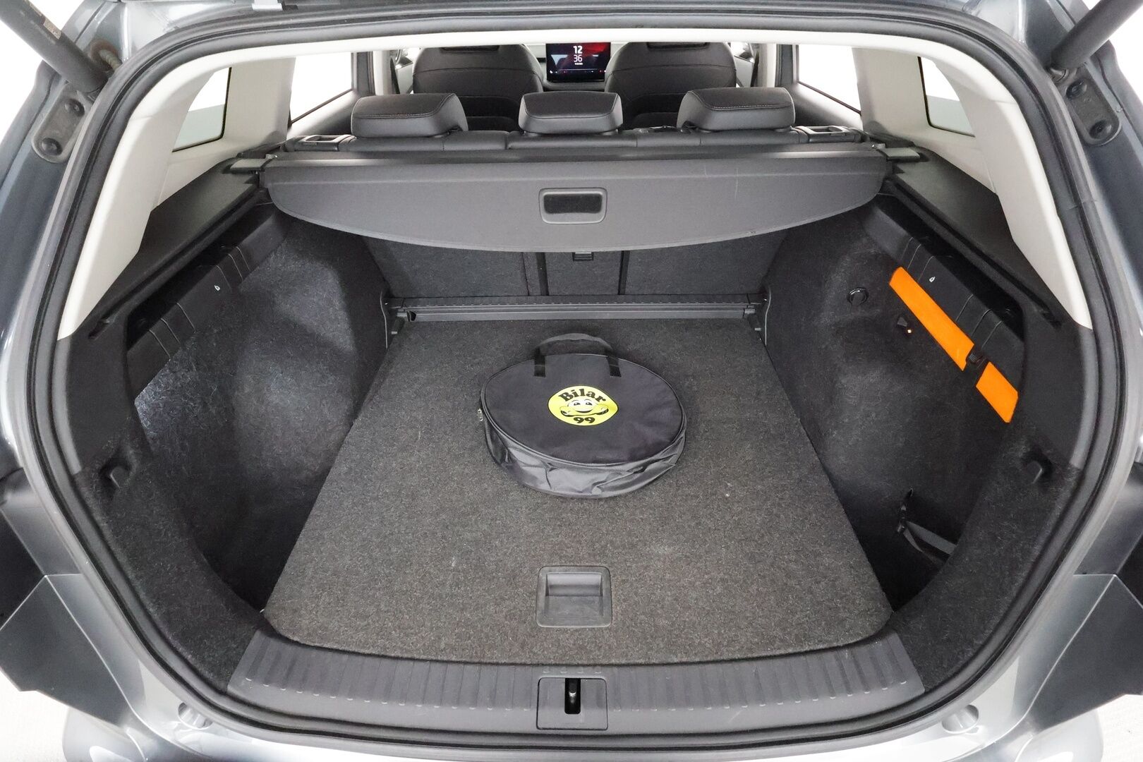 Skoda Enyaq 2022 80 iV - | ILP | Koukku | ACC | P.kamera | Matrix-LED | Muistipenkki | Digimittaristo | Navi | Kaistavahti | Keyless | 